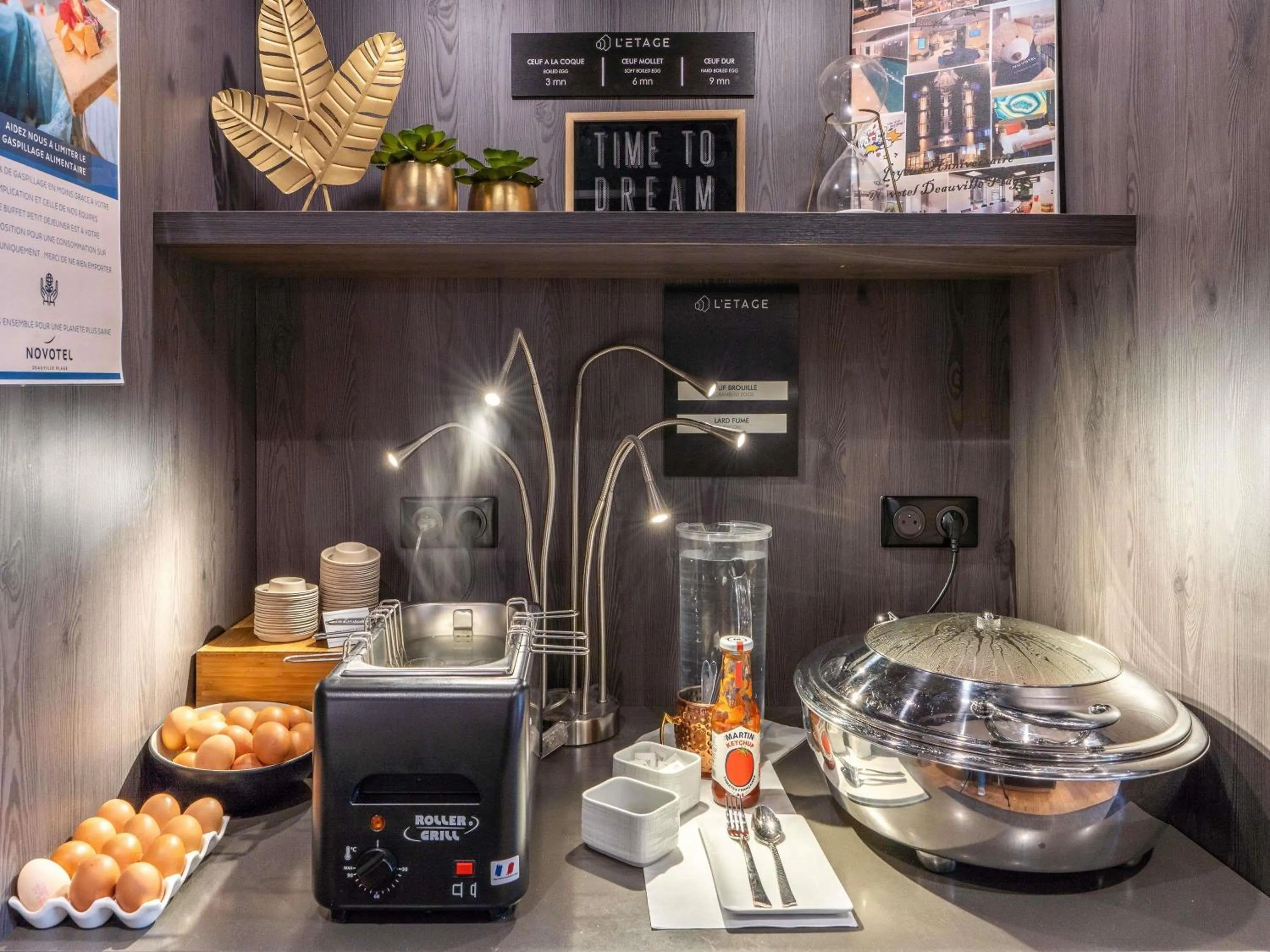 Breakfast in Novotel Deauville Plage