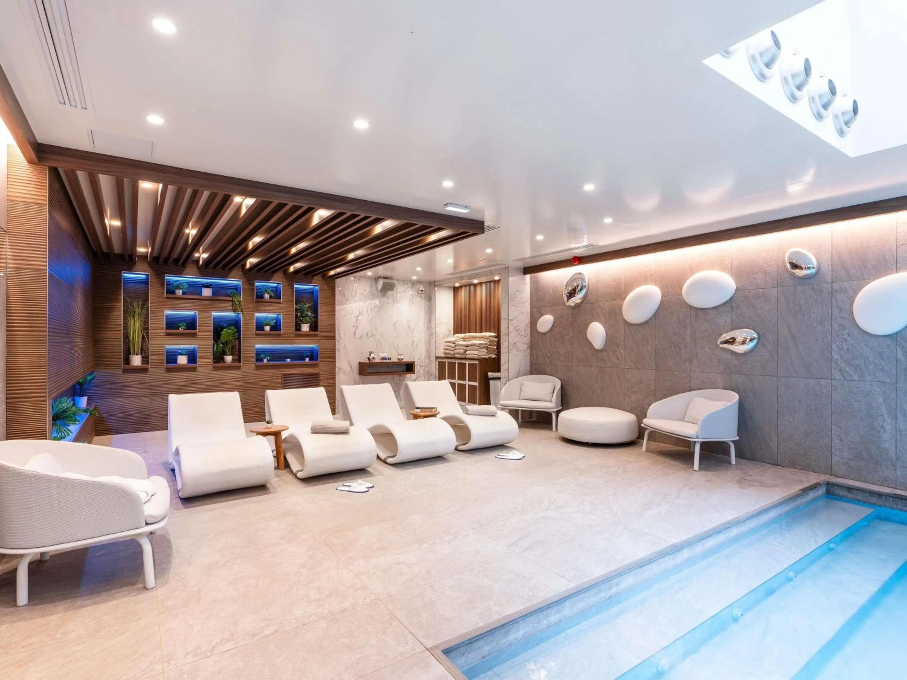 Pool view in Novotel Deauville Plage