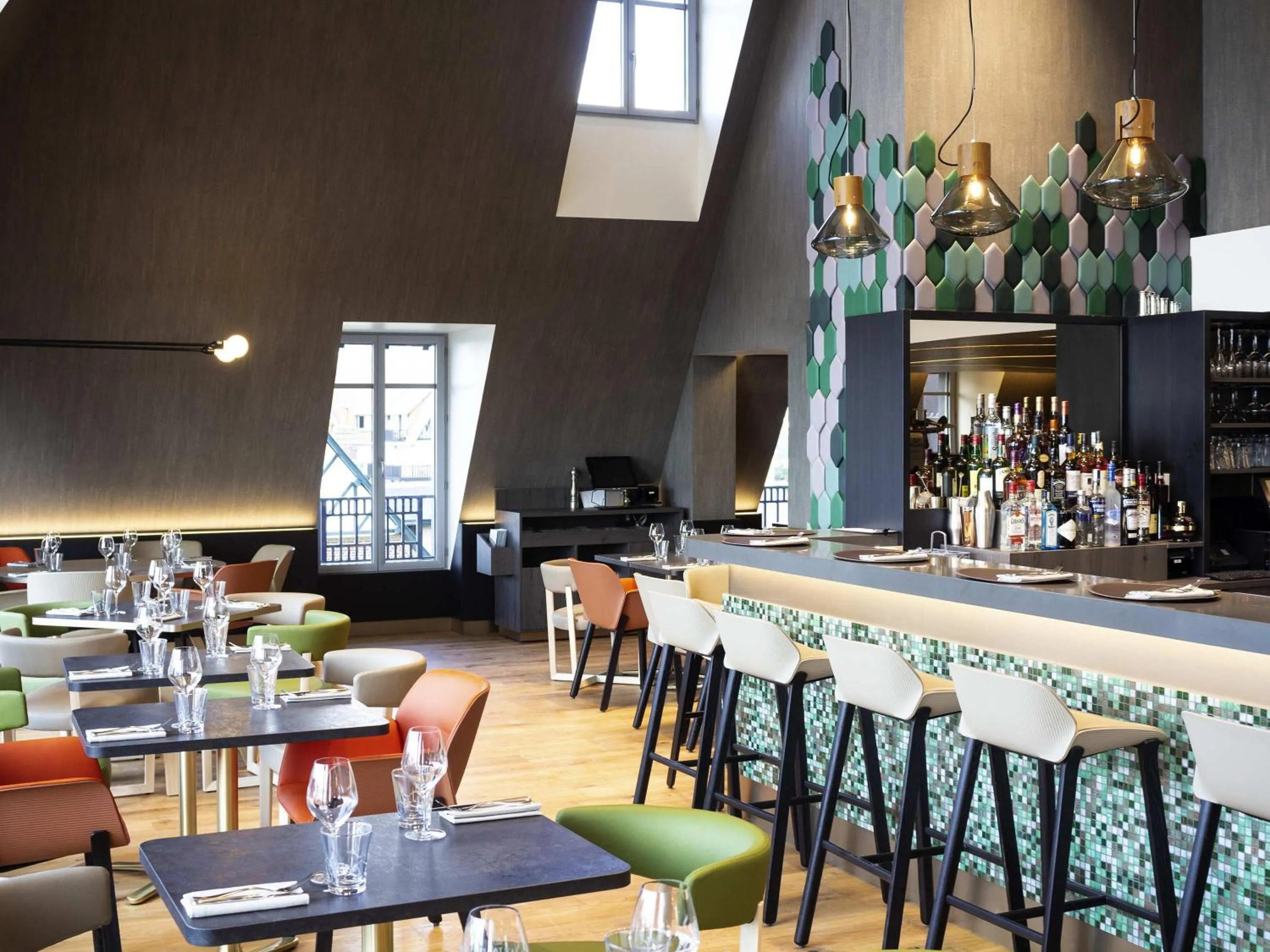 Restaurant/places to eat in Novotel Deauville Plage