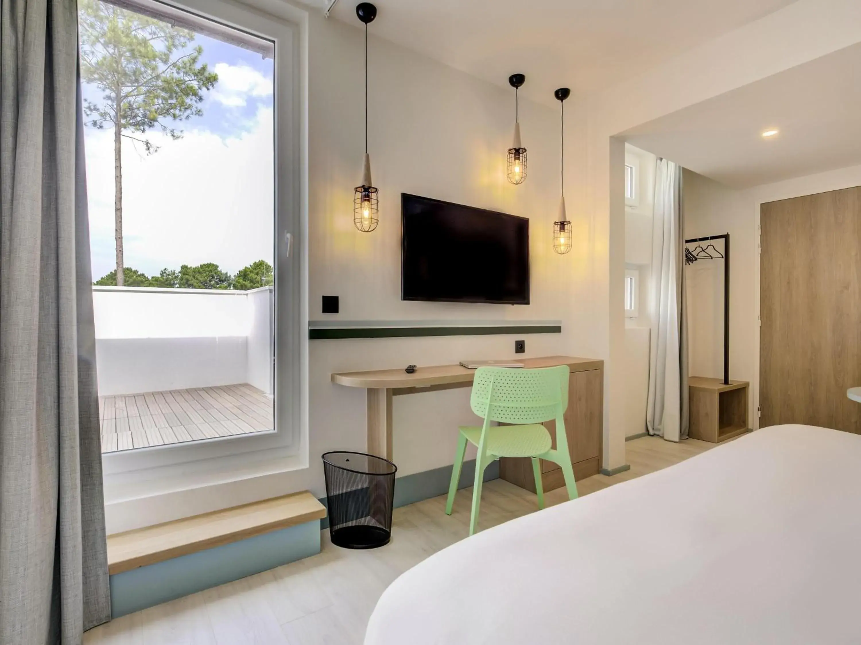 Premium Double Room in ibis Styles Arcachon Gujan Mestras Premium Double Room in ibis Styles Arcachon Gujan Mestras