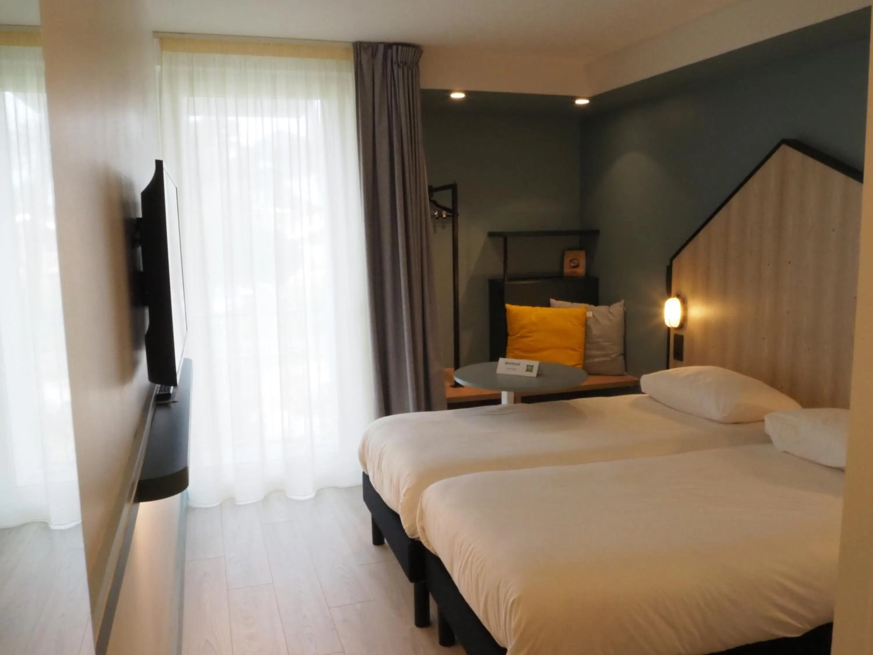 Bed in ibis Styles Arcachon Gujan Mestras