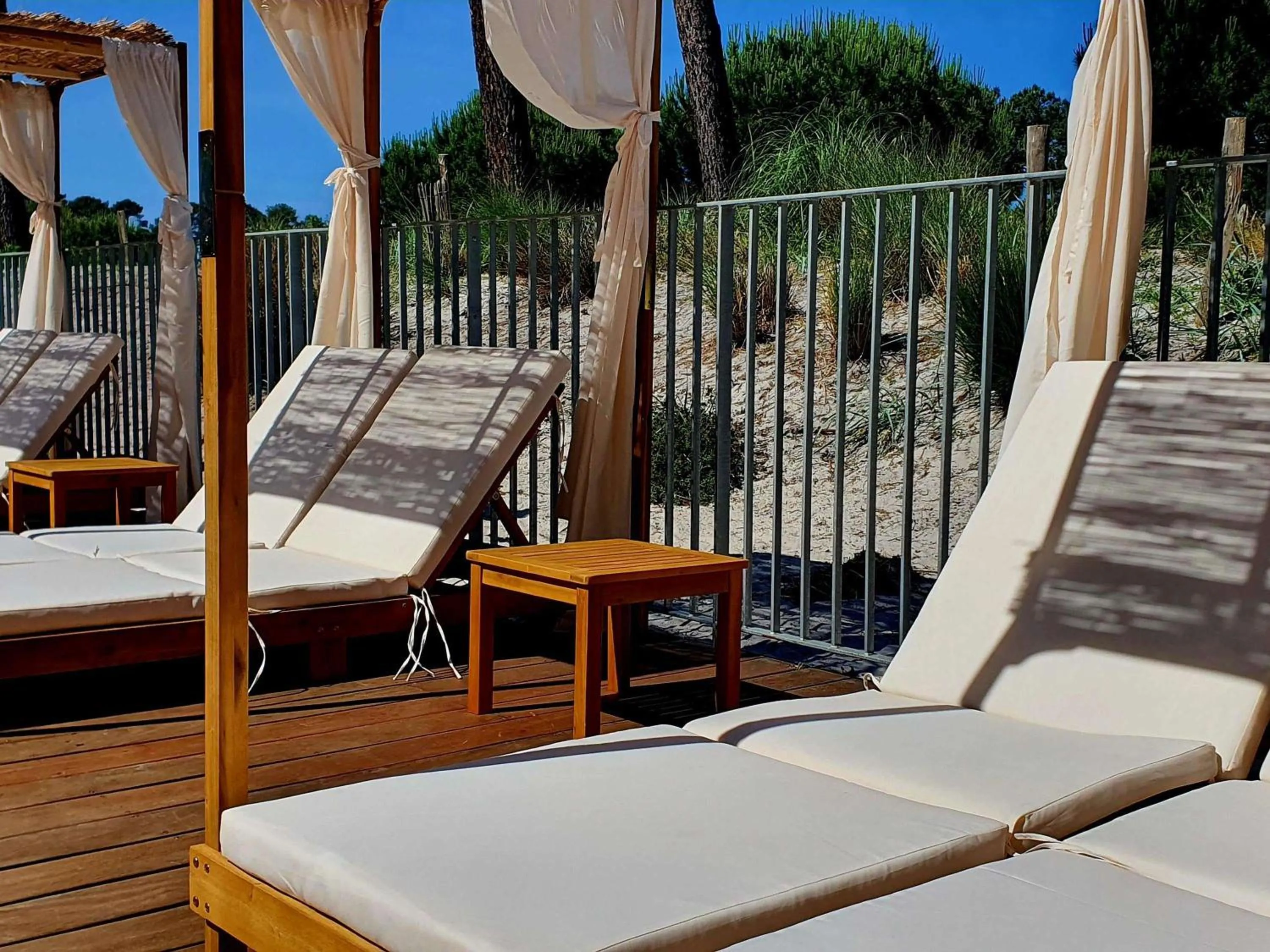 Property building in ibis Styles Arcachon Gujan Mestras