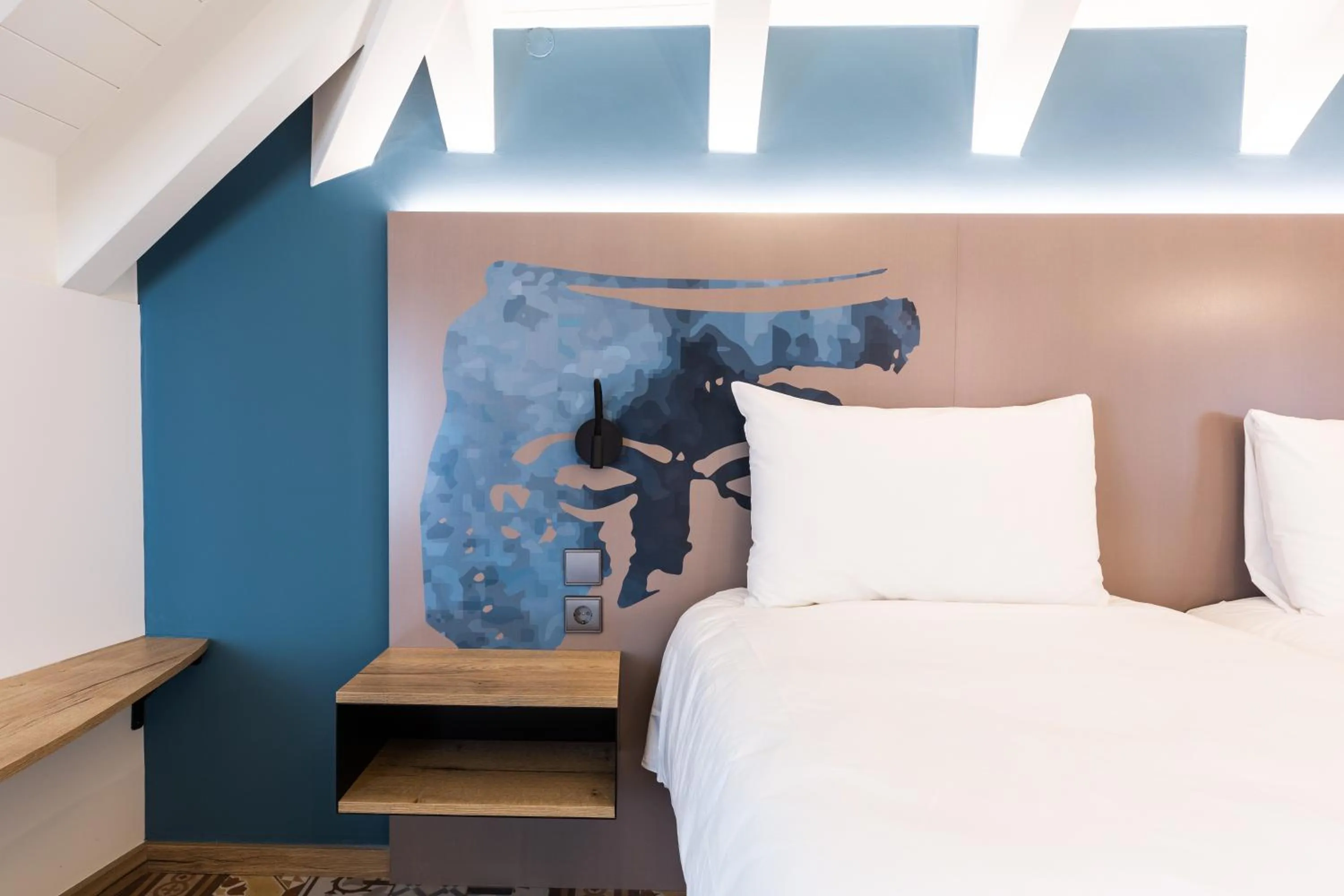 Bed in ibis Styles Chaves