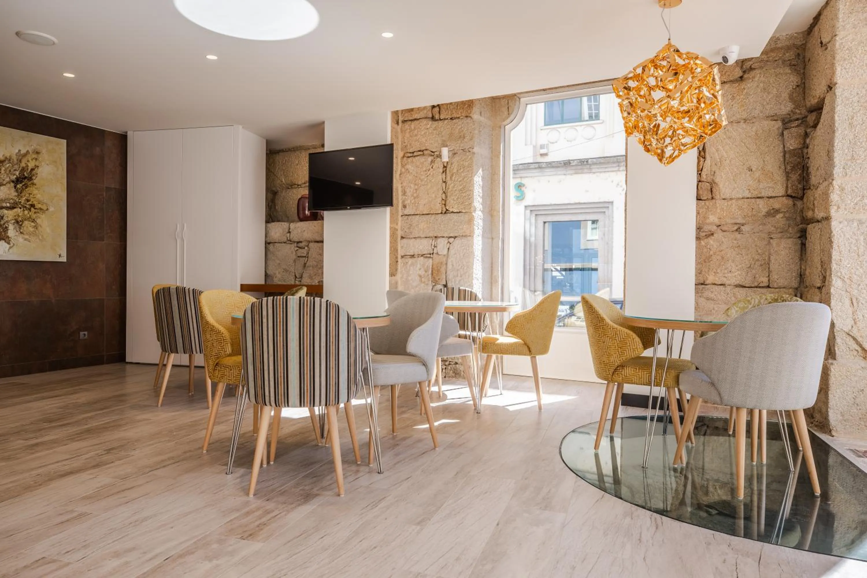 Seating area in ibis Styles Chaves