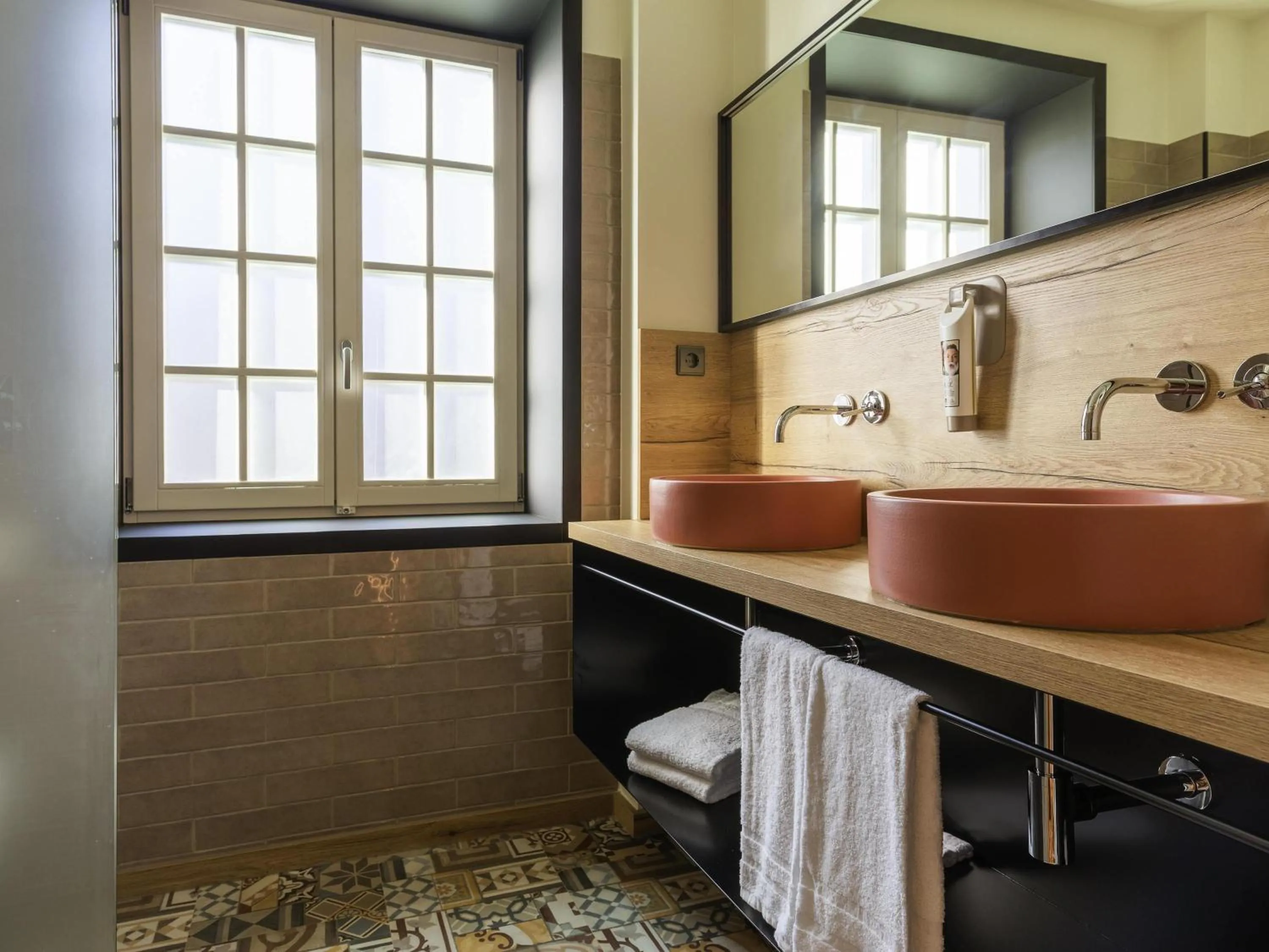 Bedroom in ibis Styles Chaves