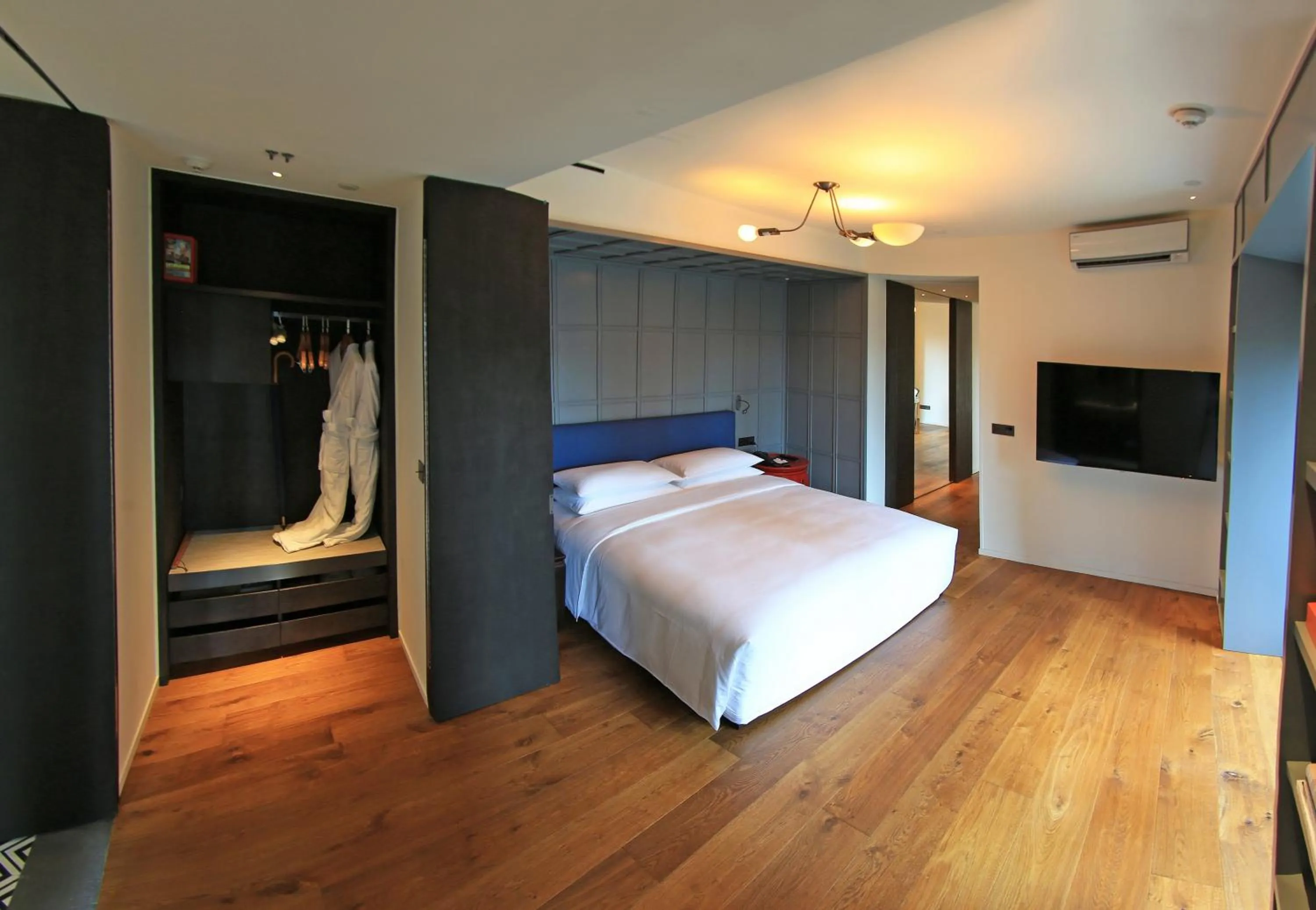 Bedroom in Hotel Kapok Shenzhen HouHai (Close to Shenzhen Bay)