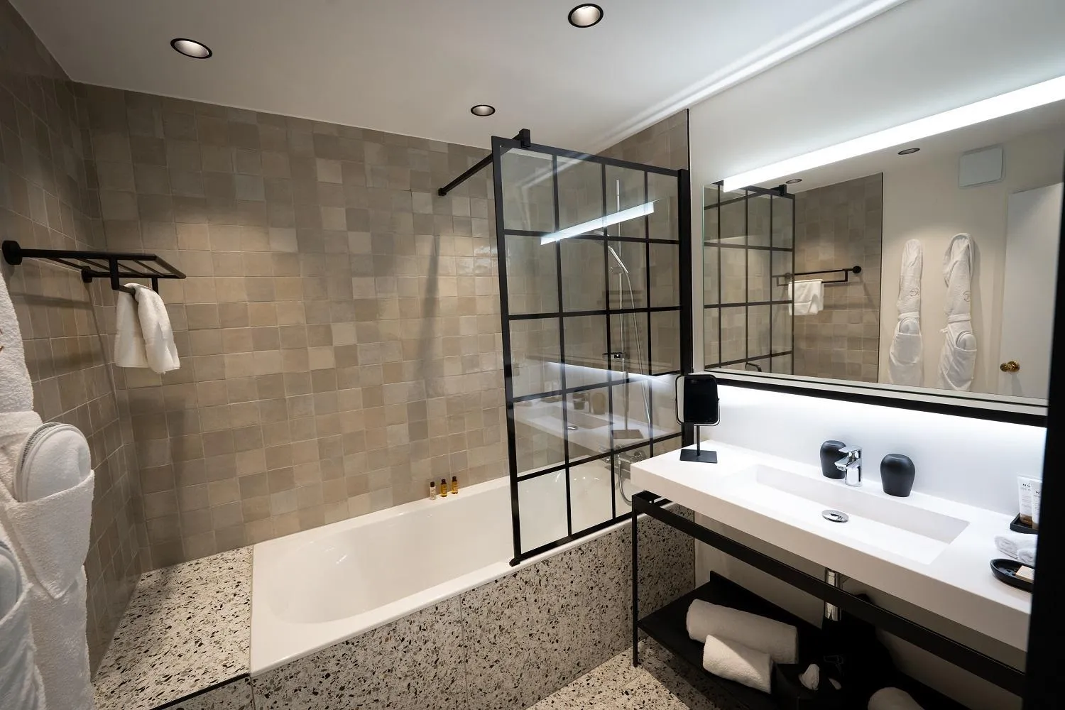 Bathroom in Cèdre Beaune, A Beauvallon Hotel & Spa