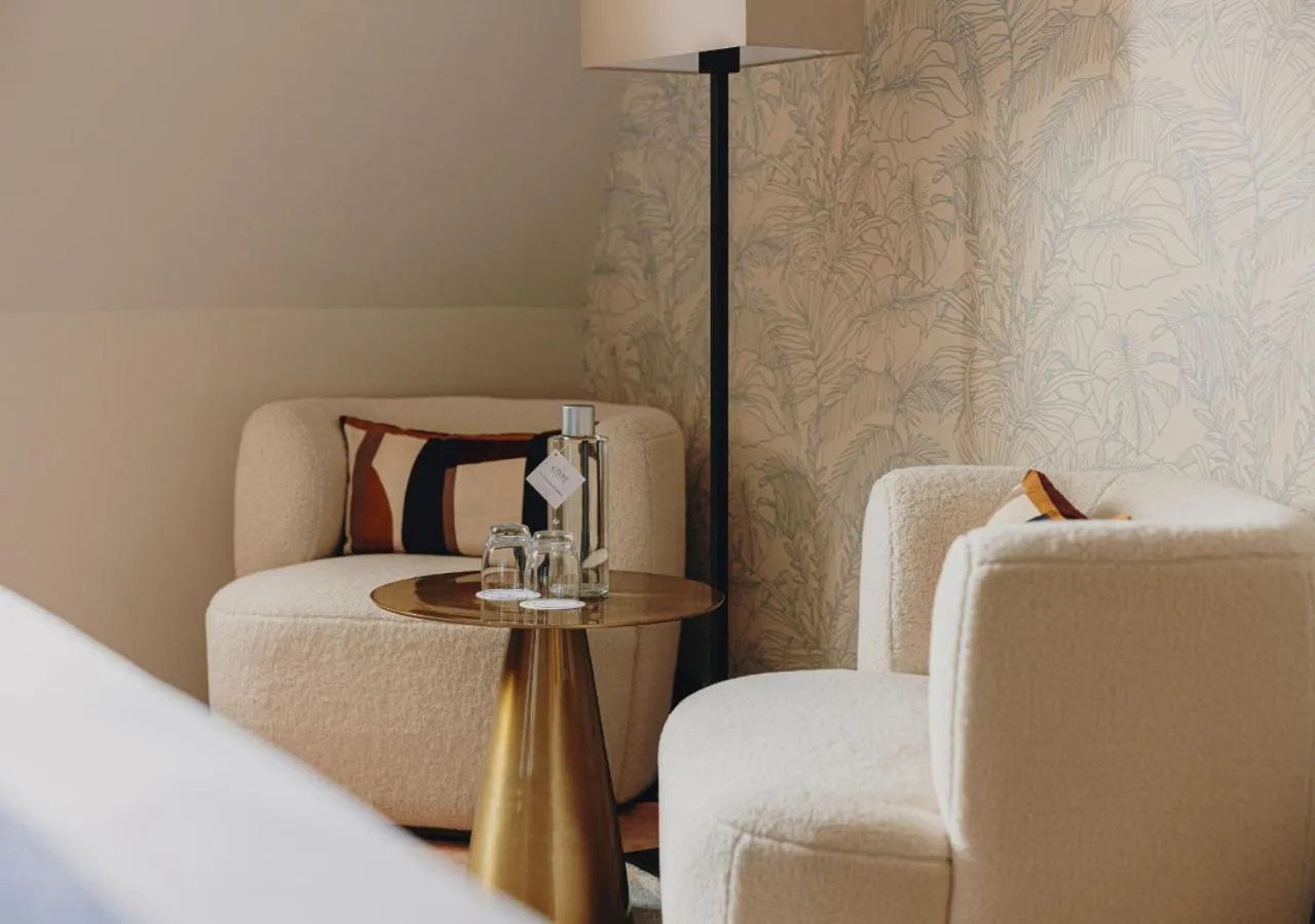 Seating area in Cèdre Beaune, A Beauvallon Hotel & Spa