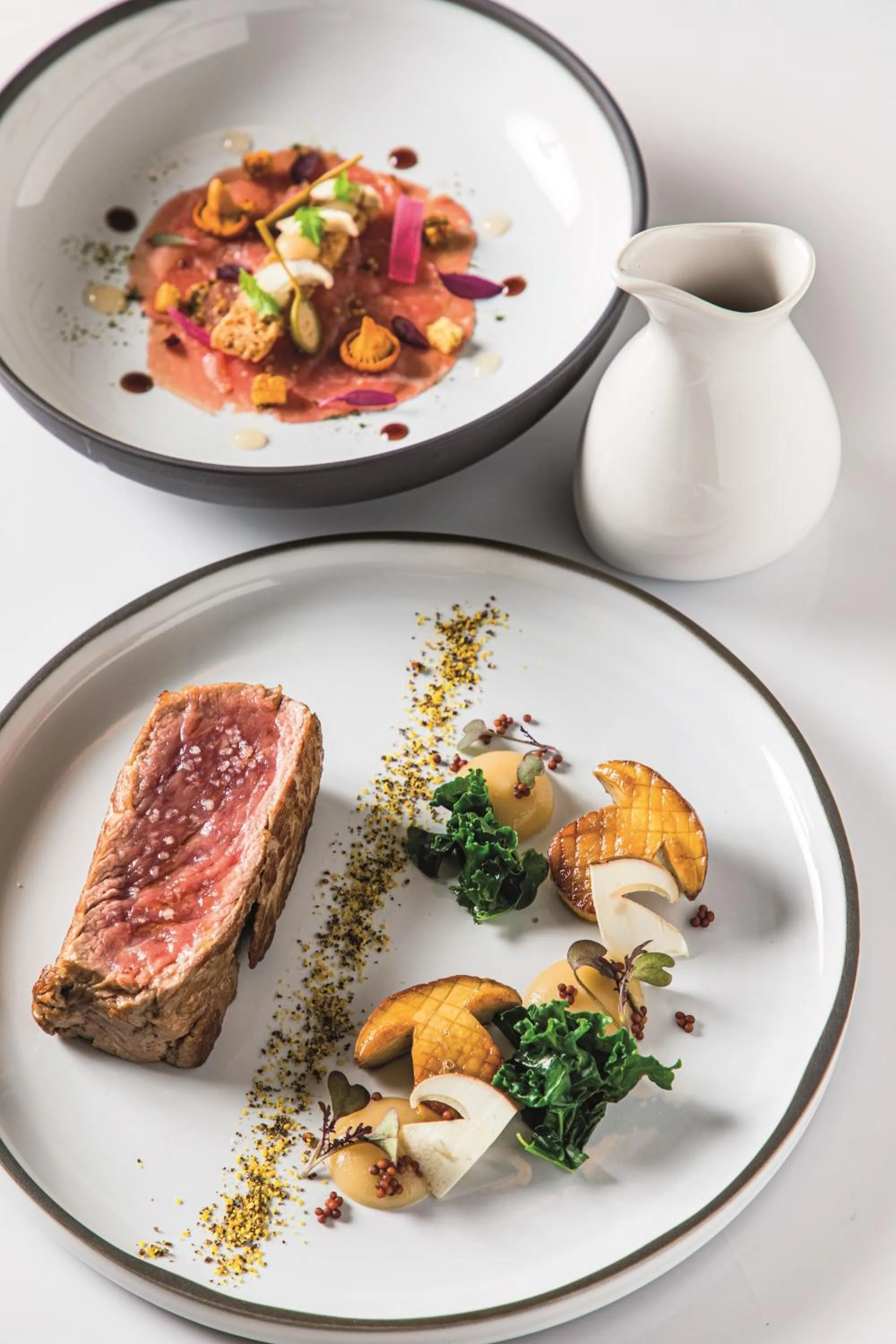 Restaurant/places to eat in Cèdre Beaune, A Beauvallon Hotel & Spa