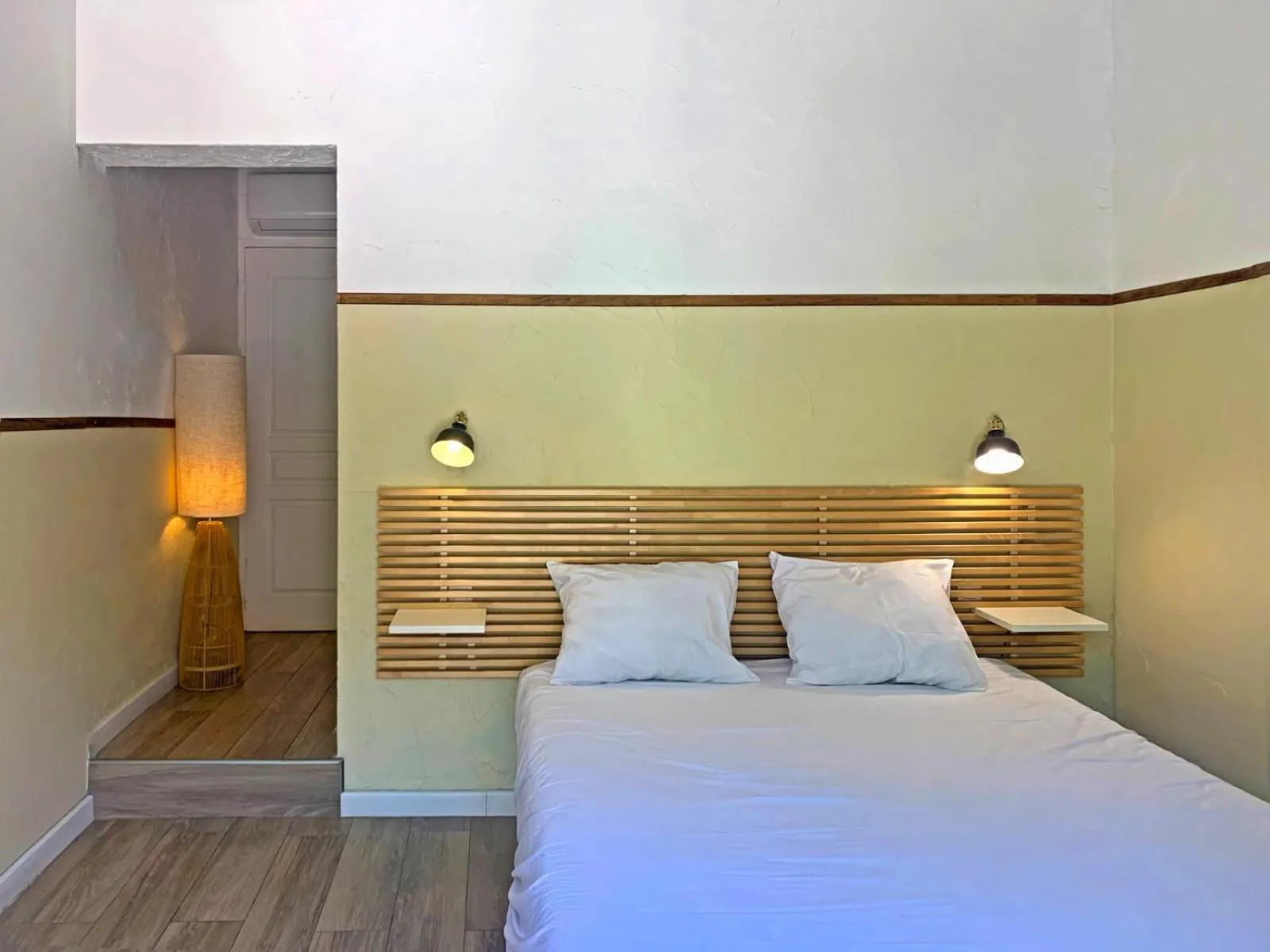 Bed in Hôtel Maora Village