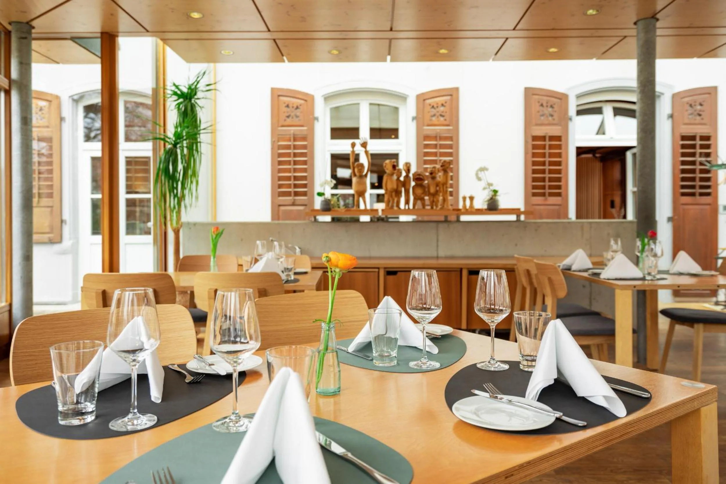 Restaurant/places to eat in Posthorn