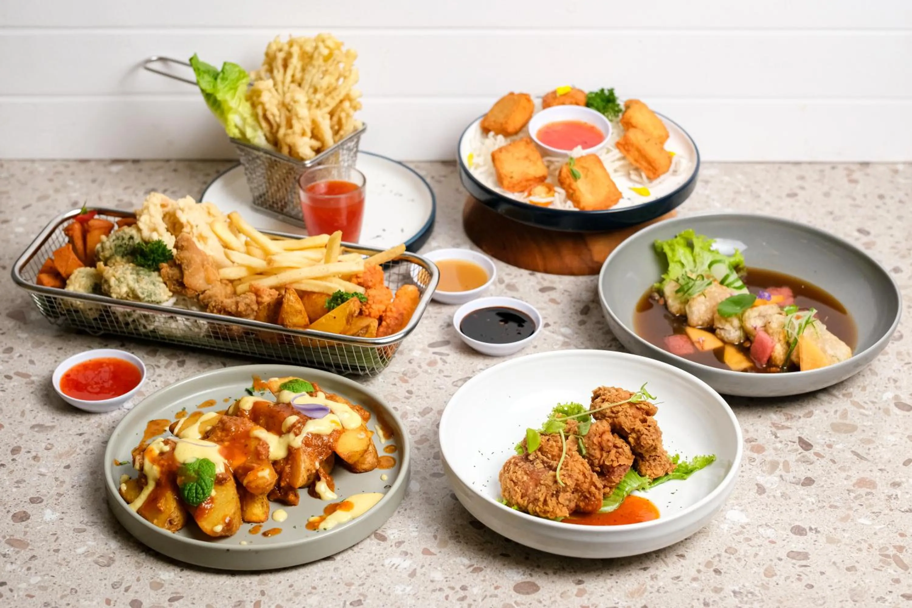 Food and drinks in Facade Hotel by Azana