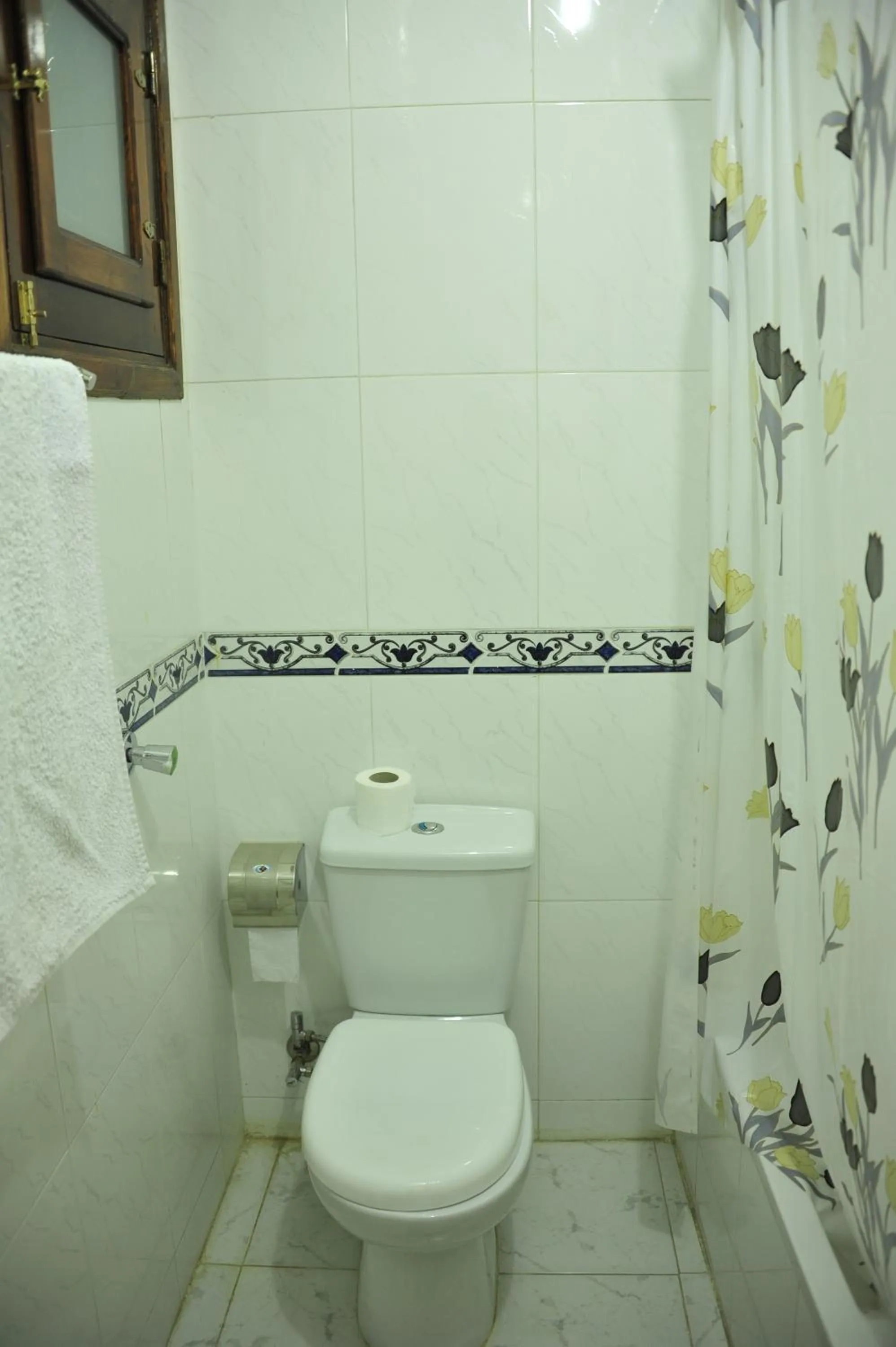 Bathroom in Al Hambra Hotel