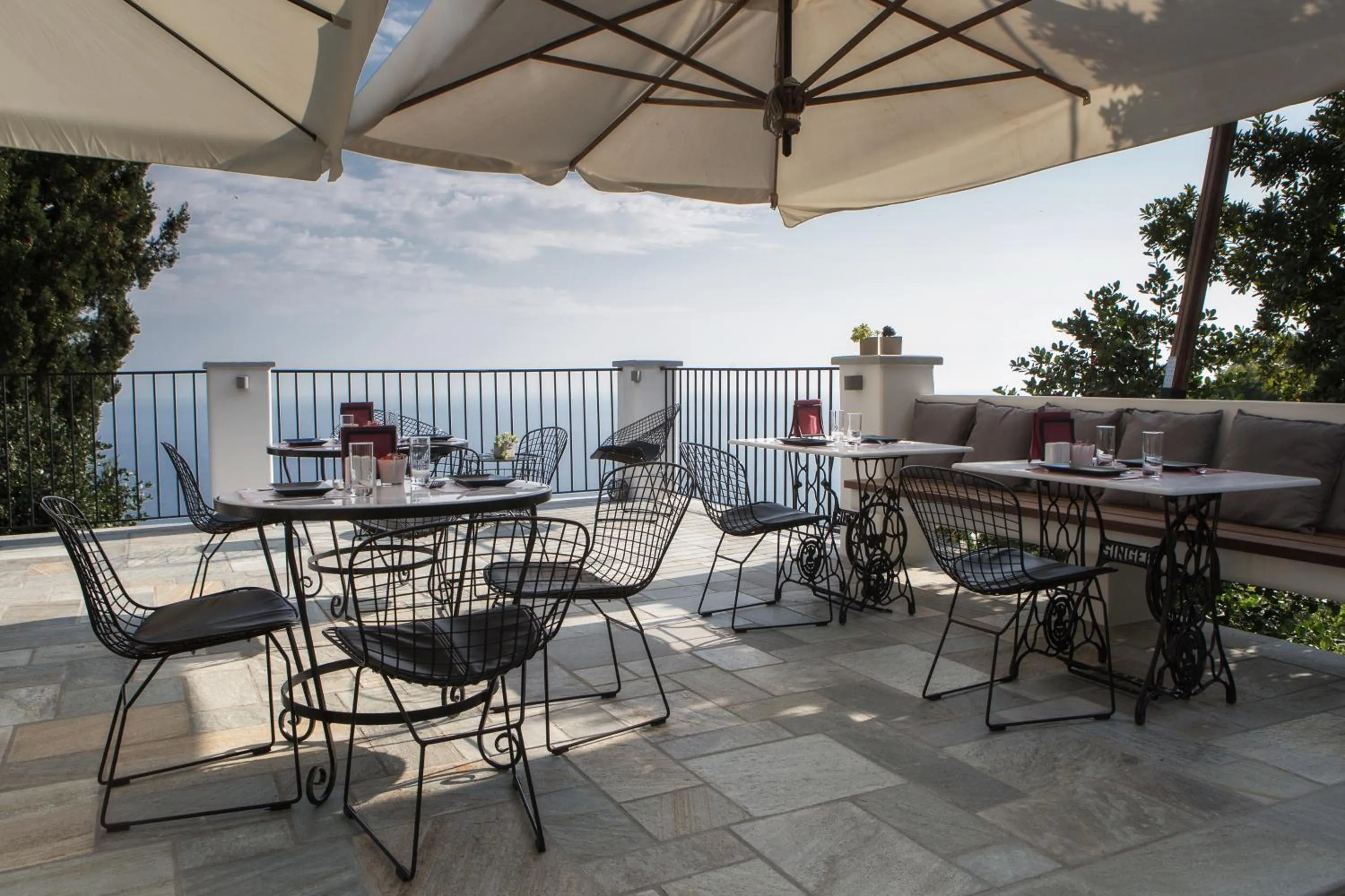 Garden in Olga Hotel Mouresi