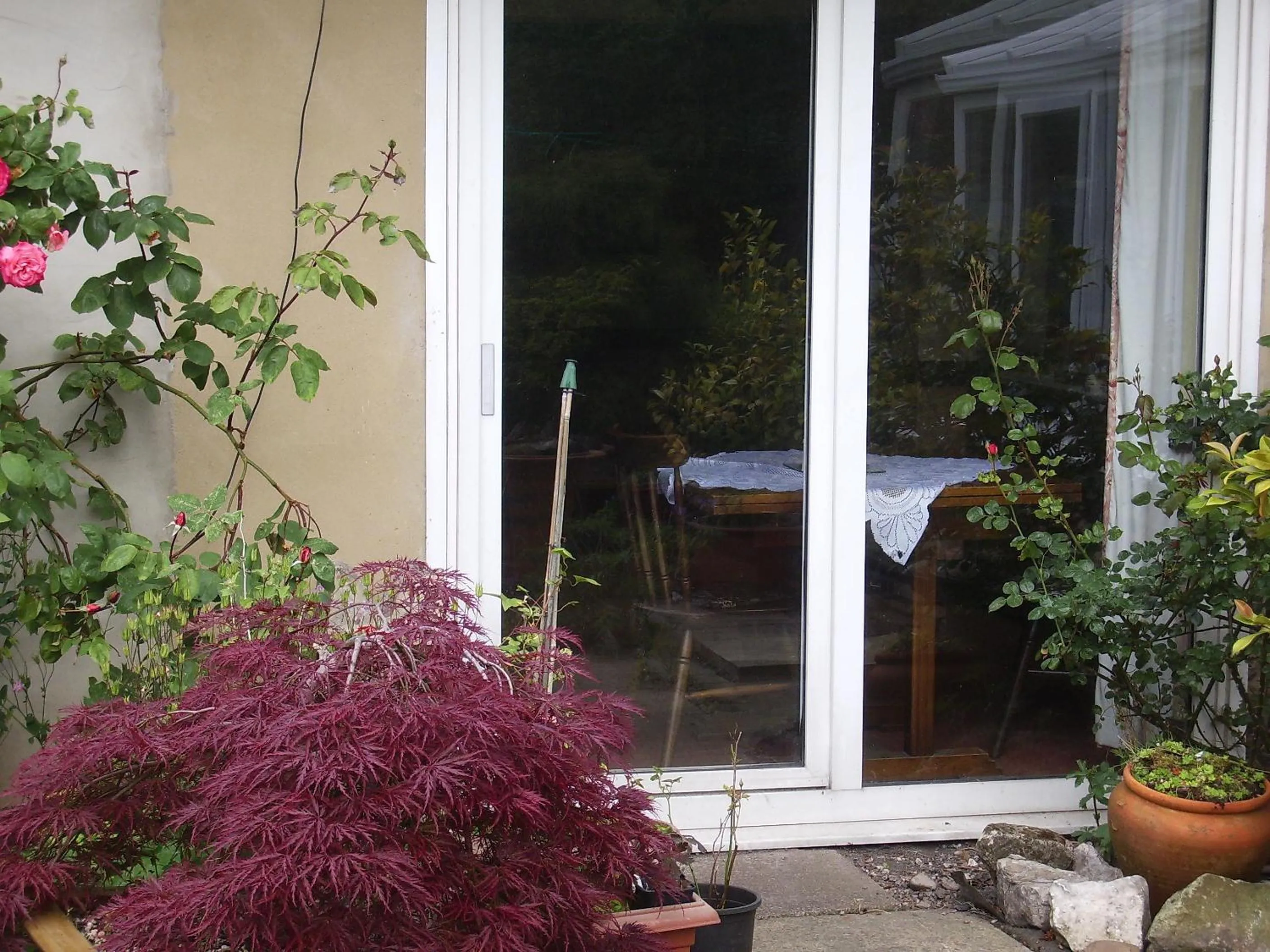 Facade/entrance in Compton House