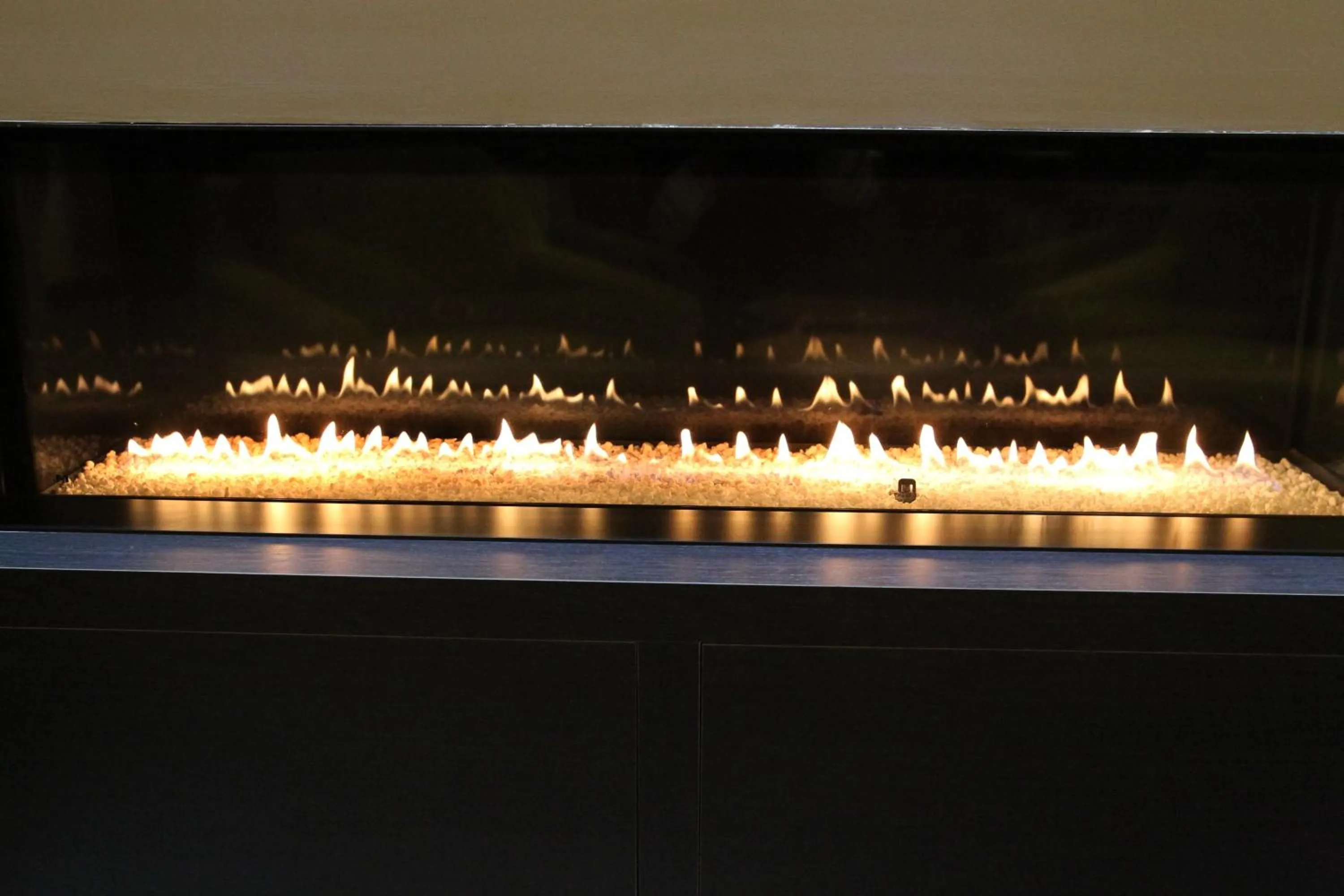 Decorative detail in Aux 5 Sens