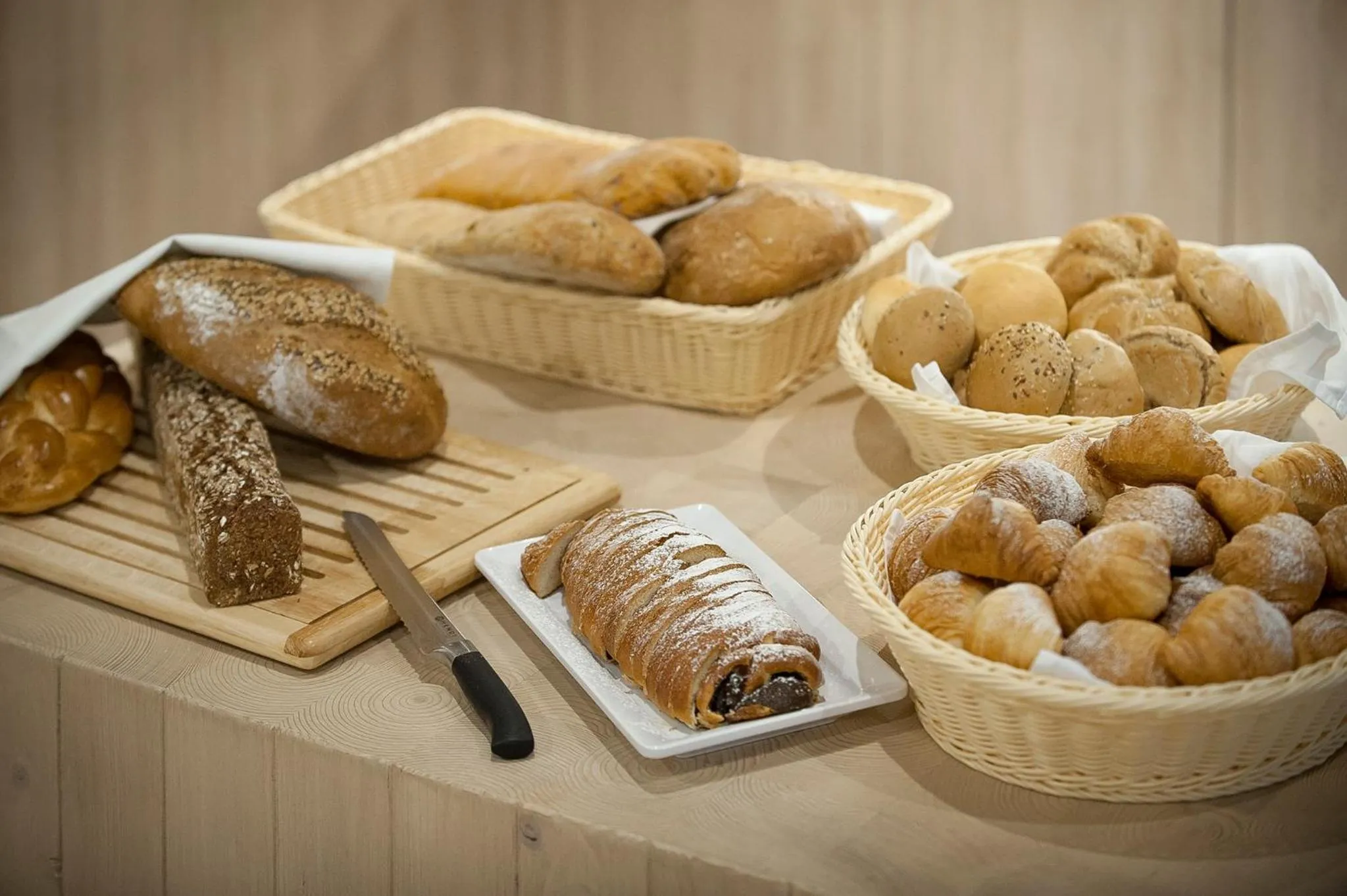 Restaurant/places to eat in Apartmánový Hotel HREBIENOK RESORT