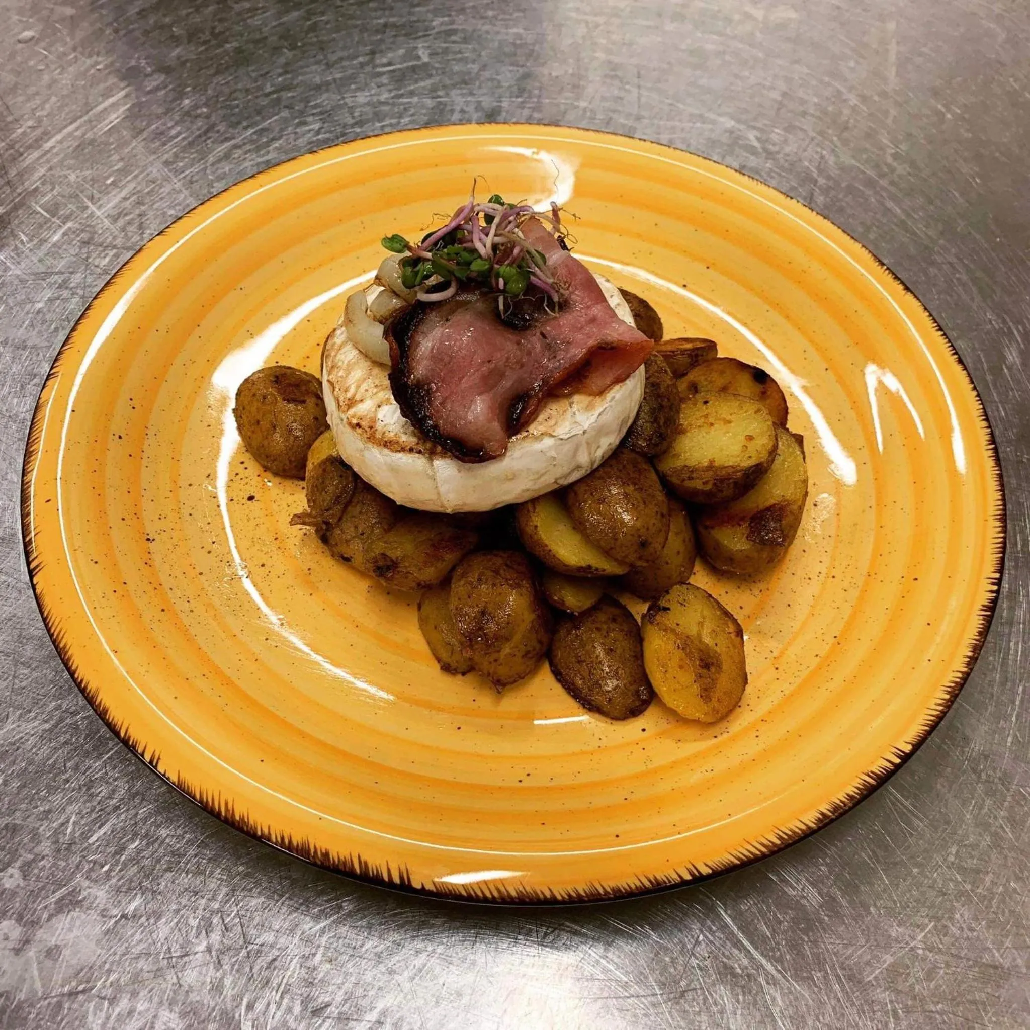 Restaurant/places to eat in Apartmánový Hotel HREBIENOK RESORT