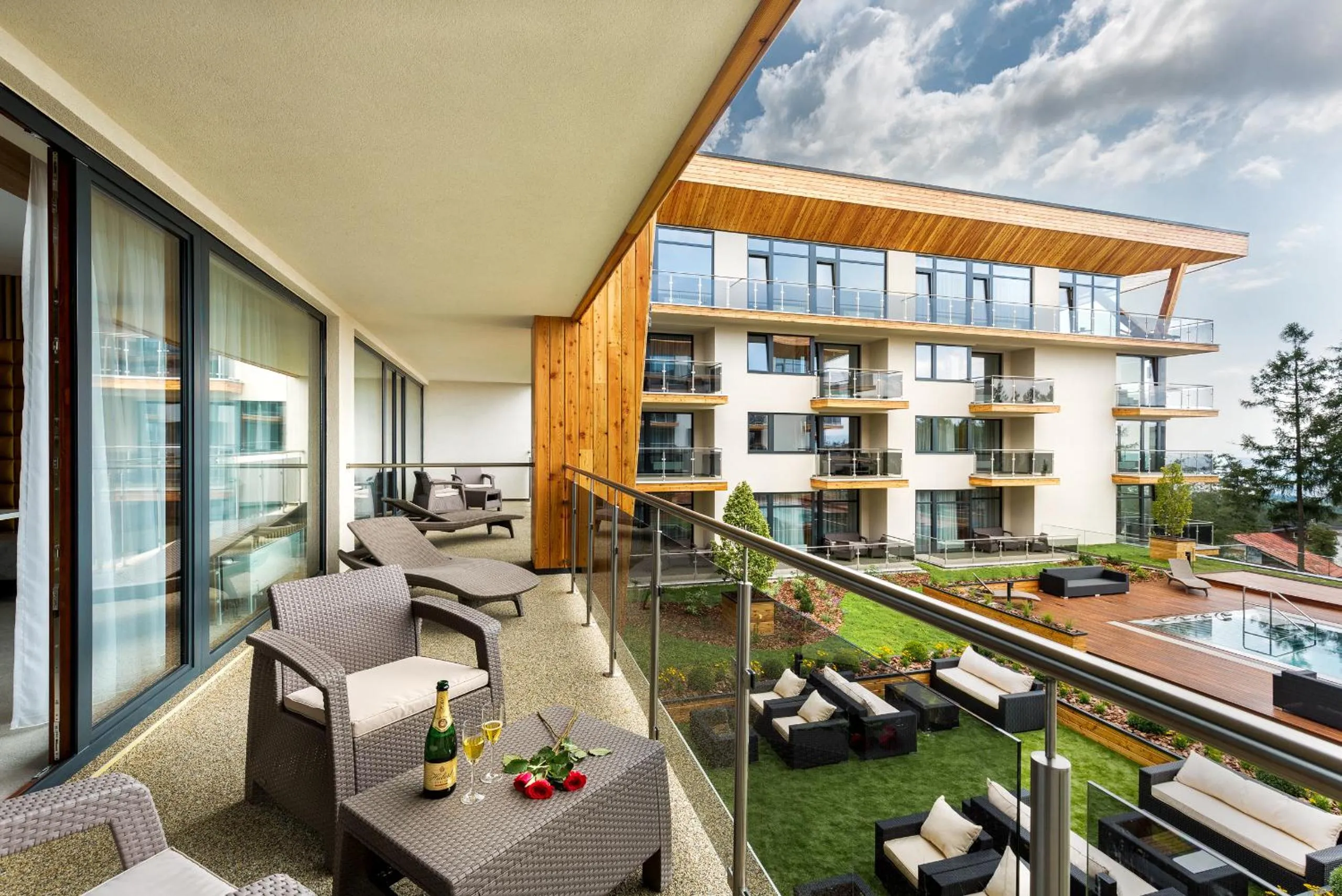 Garden in Apartmánový Hotel HREBIENOK RESORT