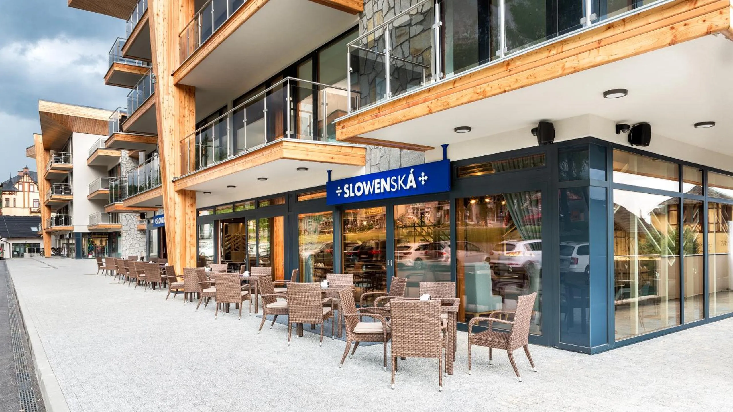 Restaurant/places to eat in Apartmánový Hotel HREBIENOK RESORT