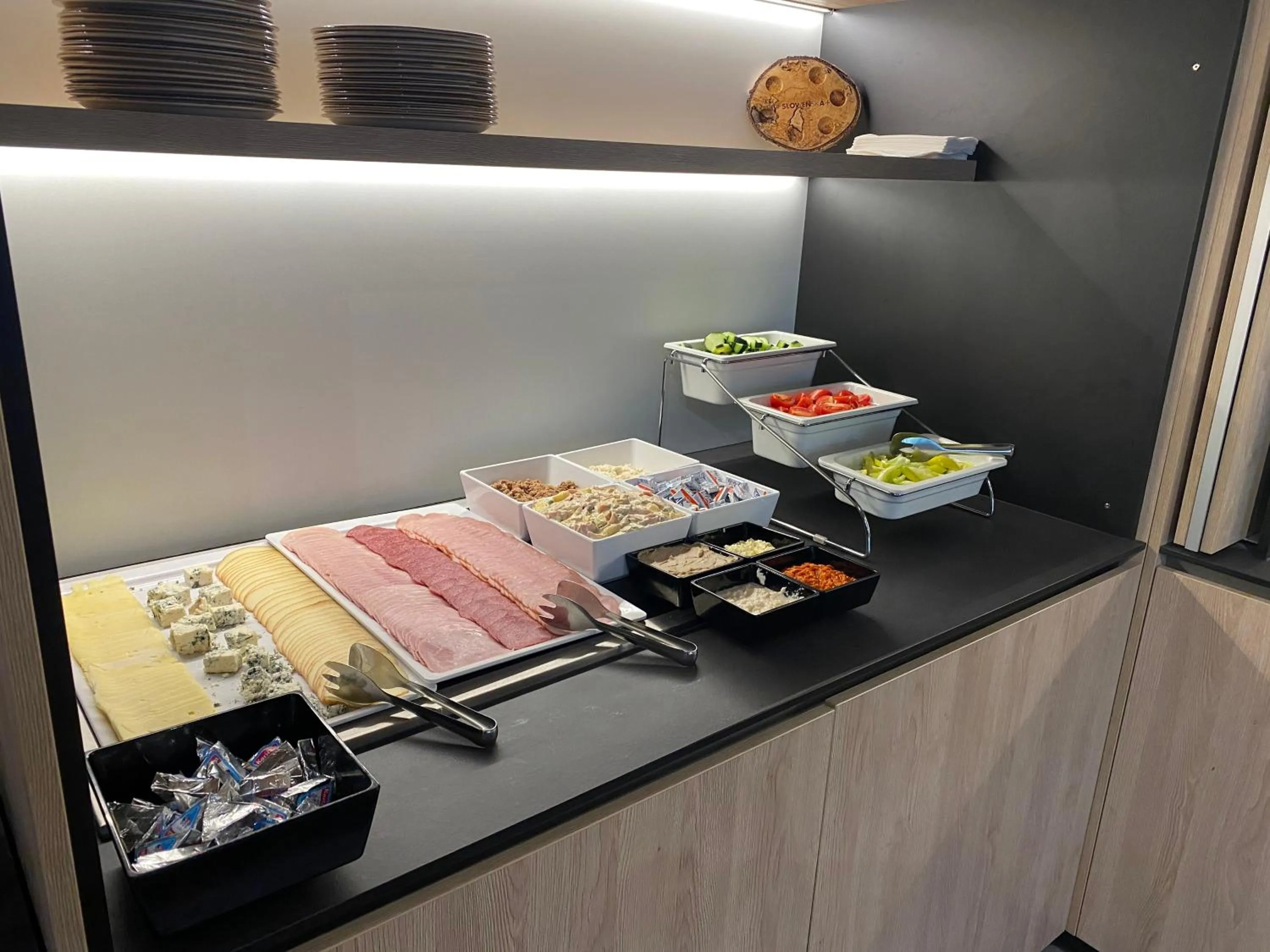 Breakfast in Apartmánový Hotel HREBIENOK RESORT