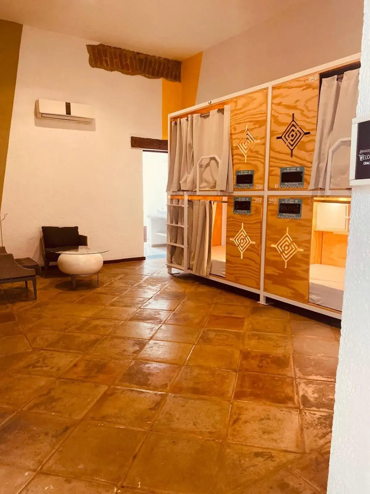 Bed in 4-Bed Mixed Dormitory Room in Casa Pepe Bed in 4-Bed Mixed Dormitory Room in Casa Pepe