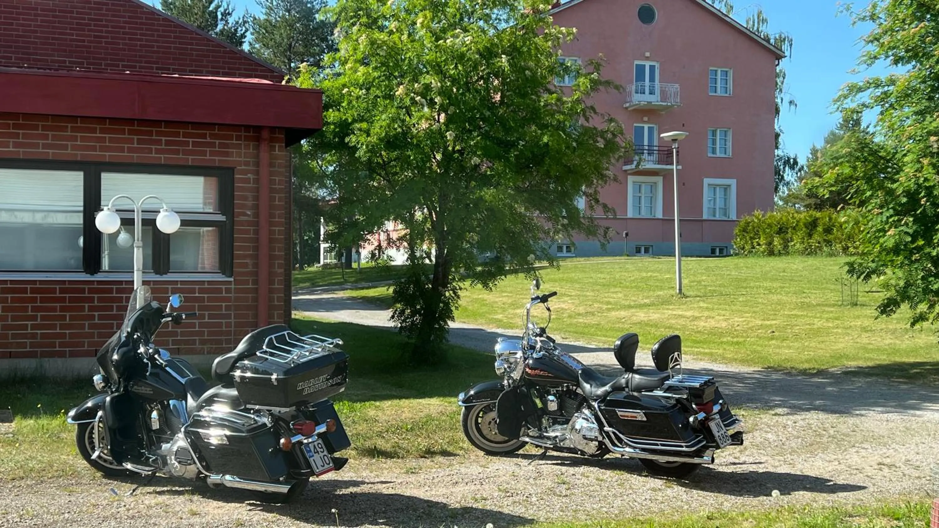 Cycling in Vanha Koulu