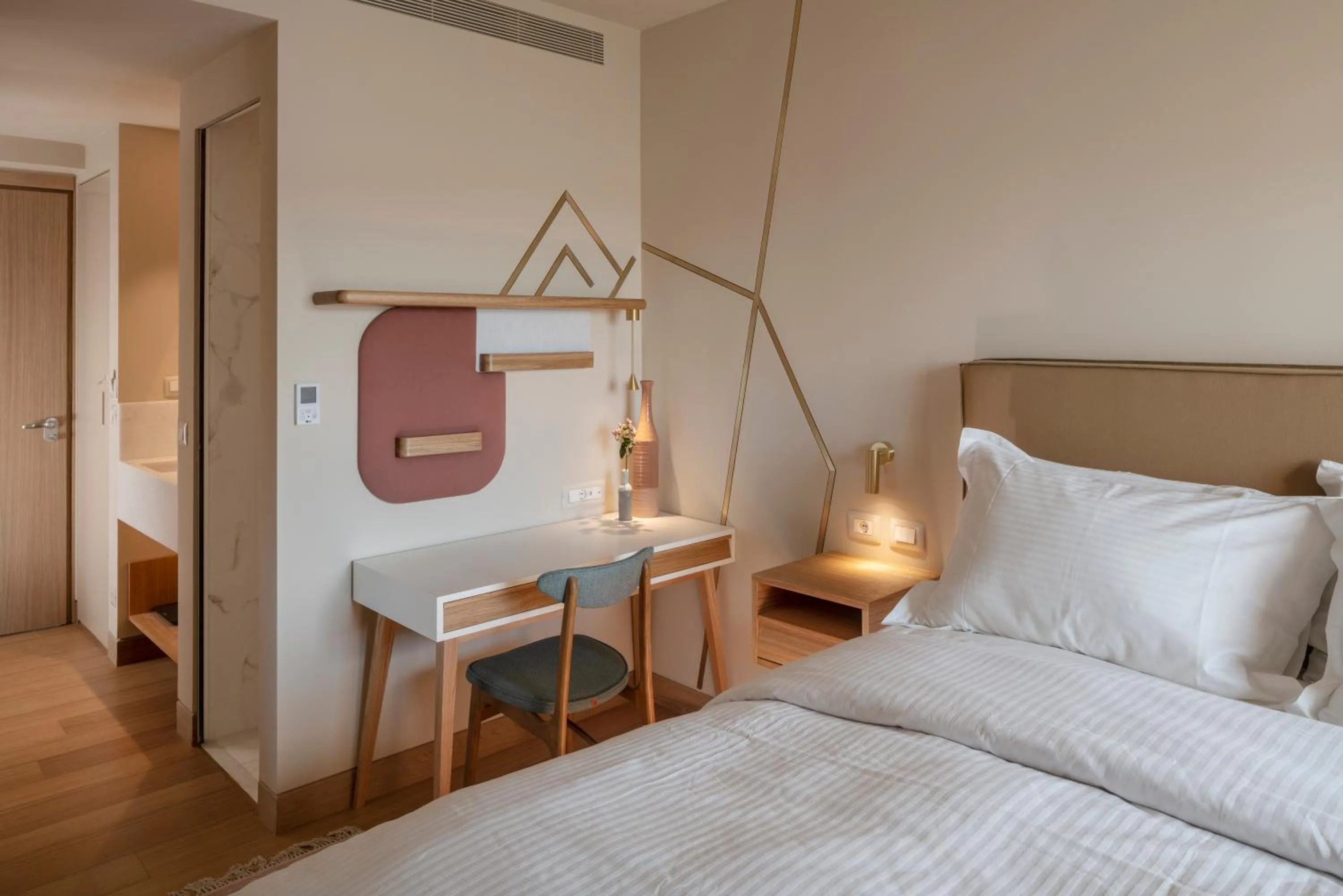 Bed in Coco-mat Athens BC