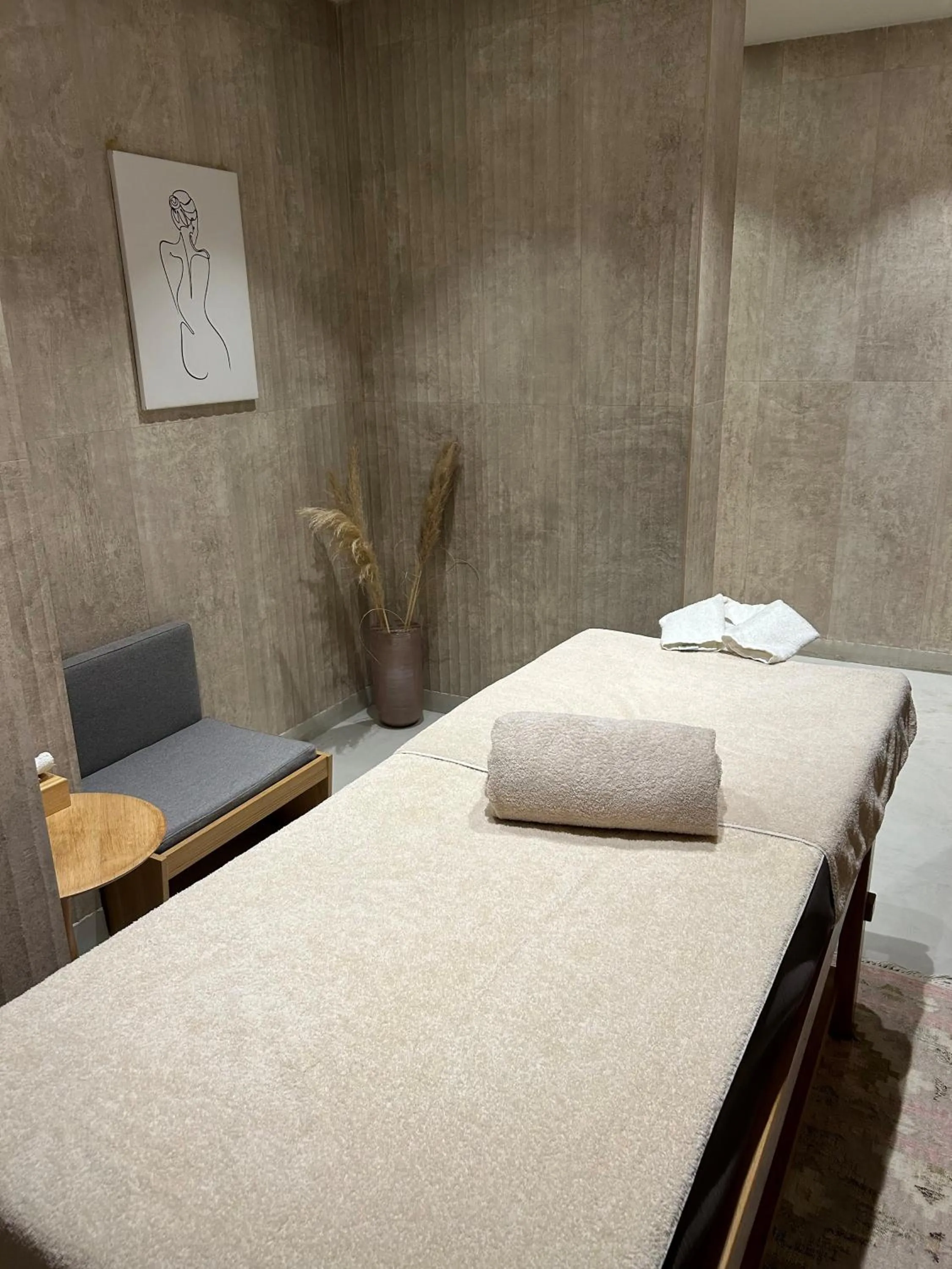 Spa and wellness centre/facilities, Bed in Coco-mat Athens BC