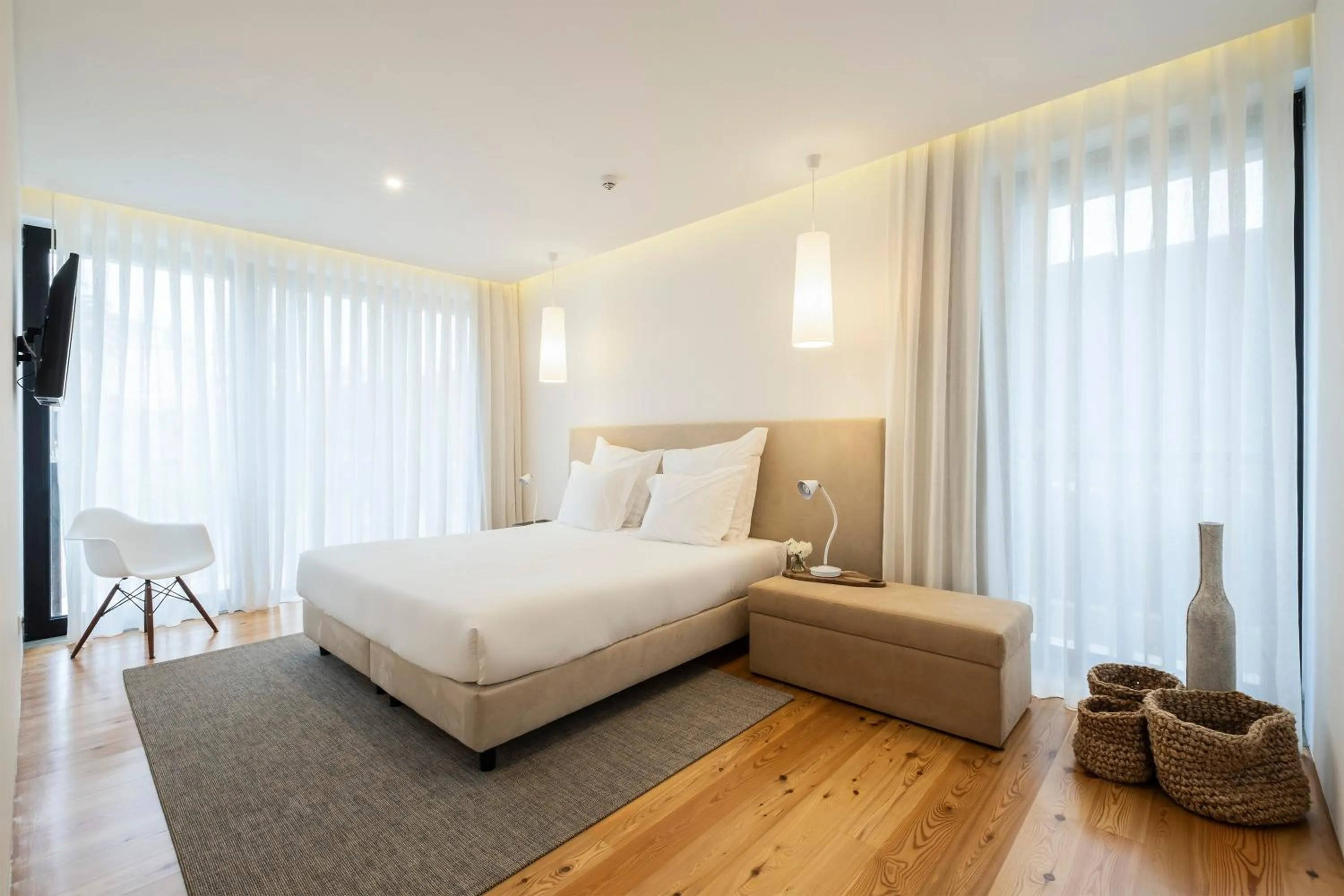 Bedroom, Bed in Aqua - Pópulo Eco Village