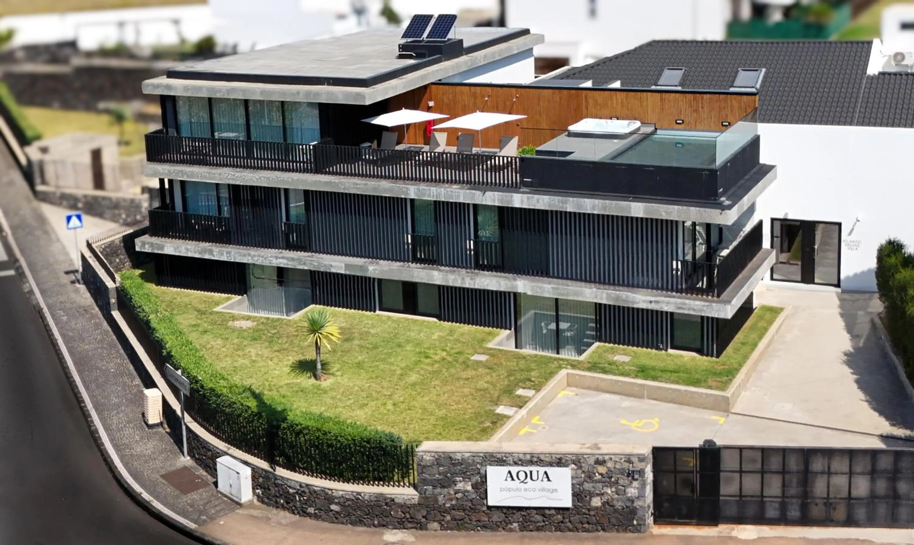 Property building in Aqua - Pópulo Eco Village
