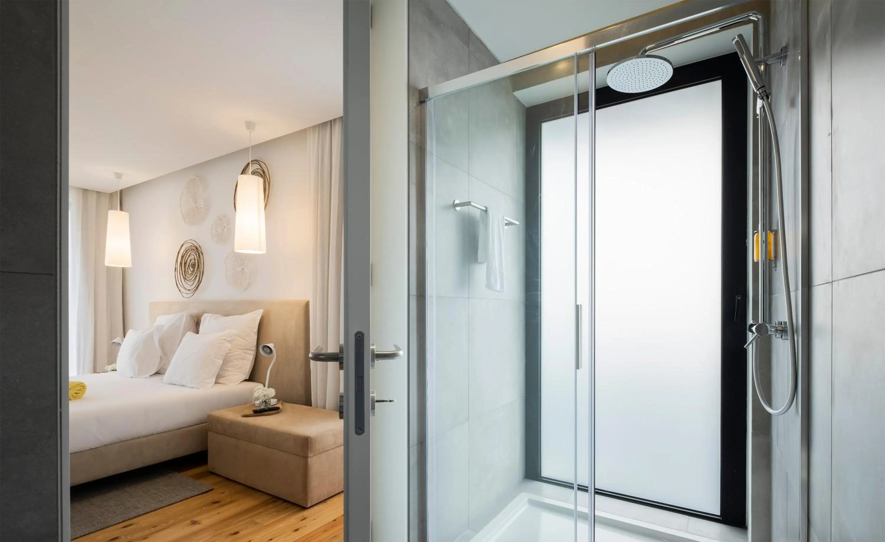 Shower, Bed in Aqua - Pópulo Eco Village