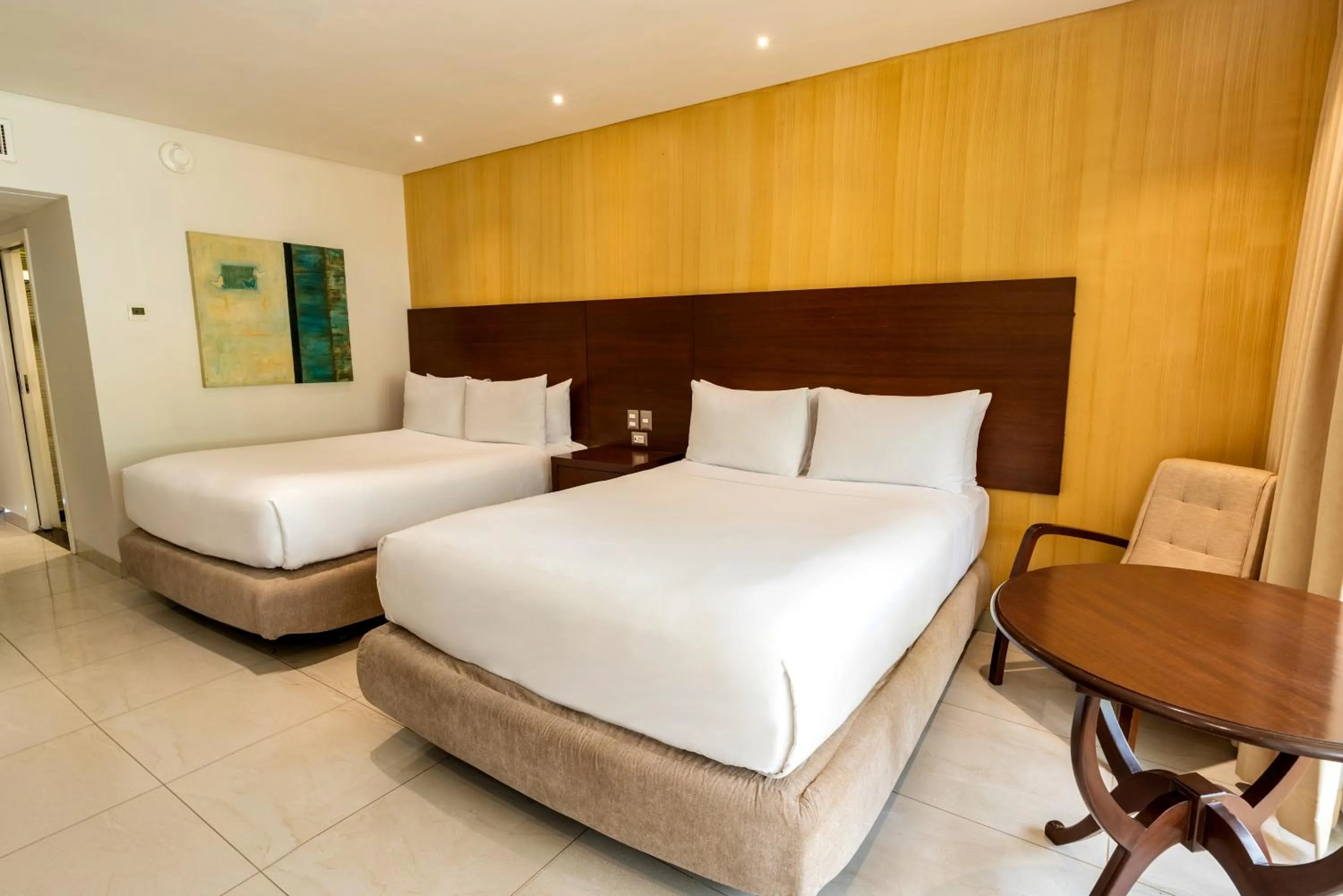 Bed in Los Tajibos, Santa Cruz de la Sierra, a Tribute Portfolio Hotel