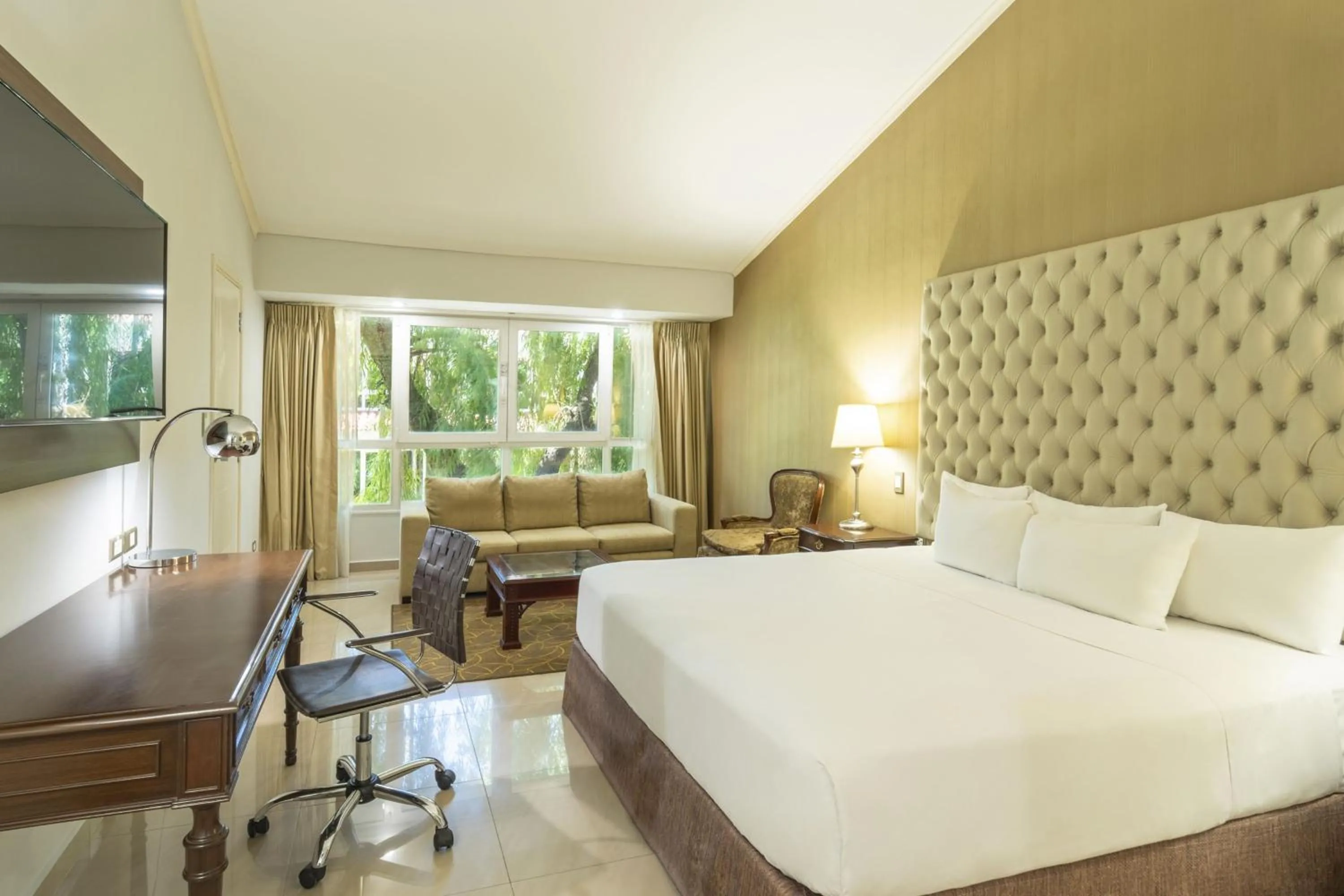 Photo of the whole room, Bed in Los Tajibos, Santa Cruz de la Sierra, a Tribute Portfolio Hotel