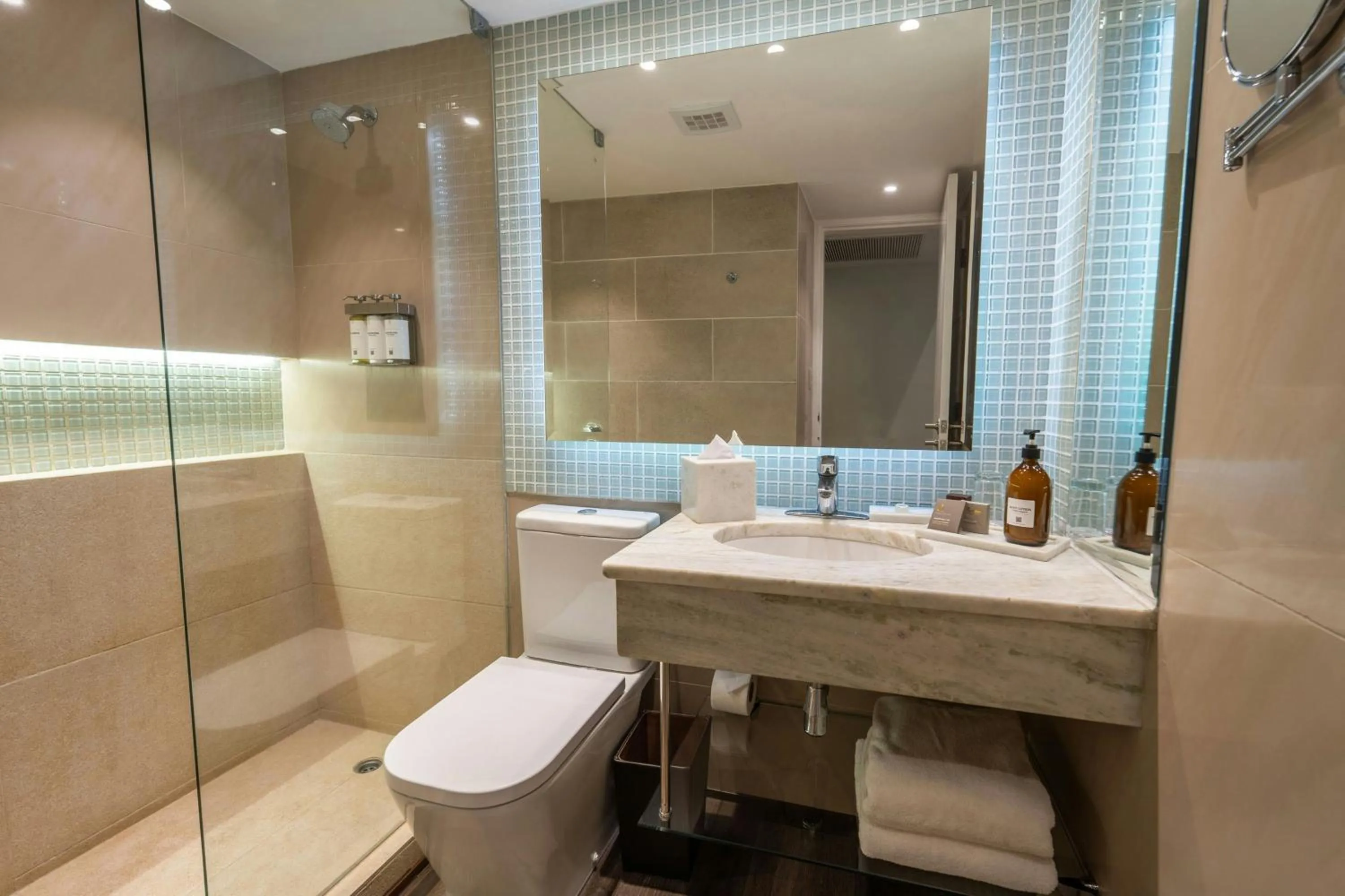 Swimming pool in Los Tajibos, Santa Cruz de la Sierra, a Tribute Portfolio Hotel