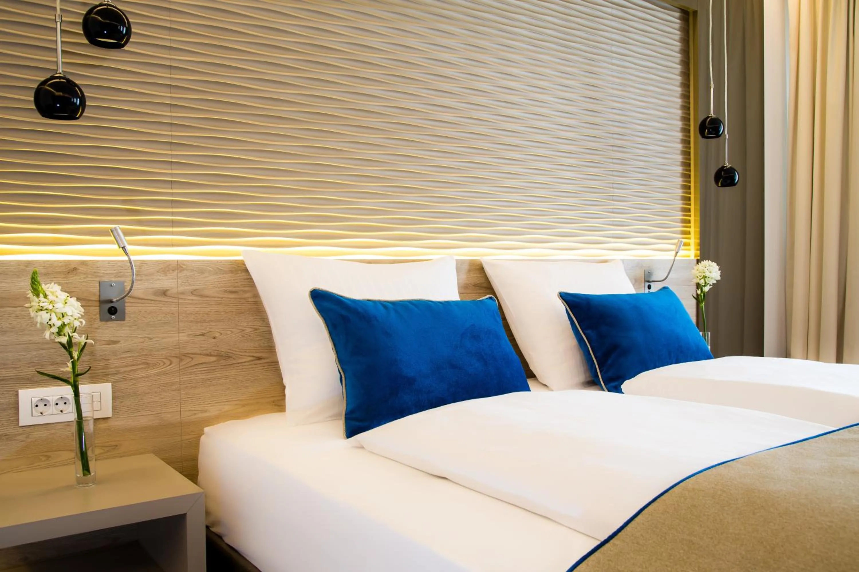 Staff, Bed in Hotel Atlas Leipzig