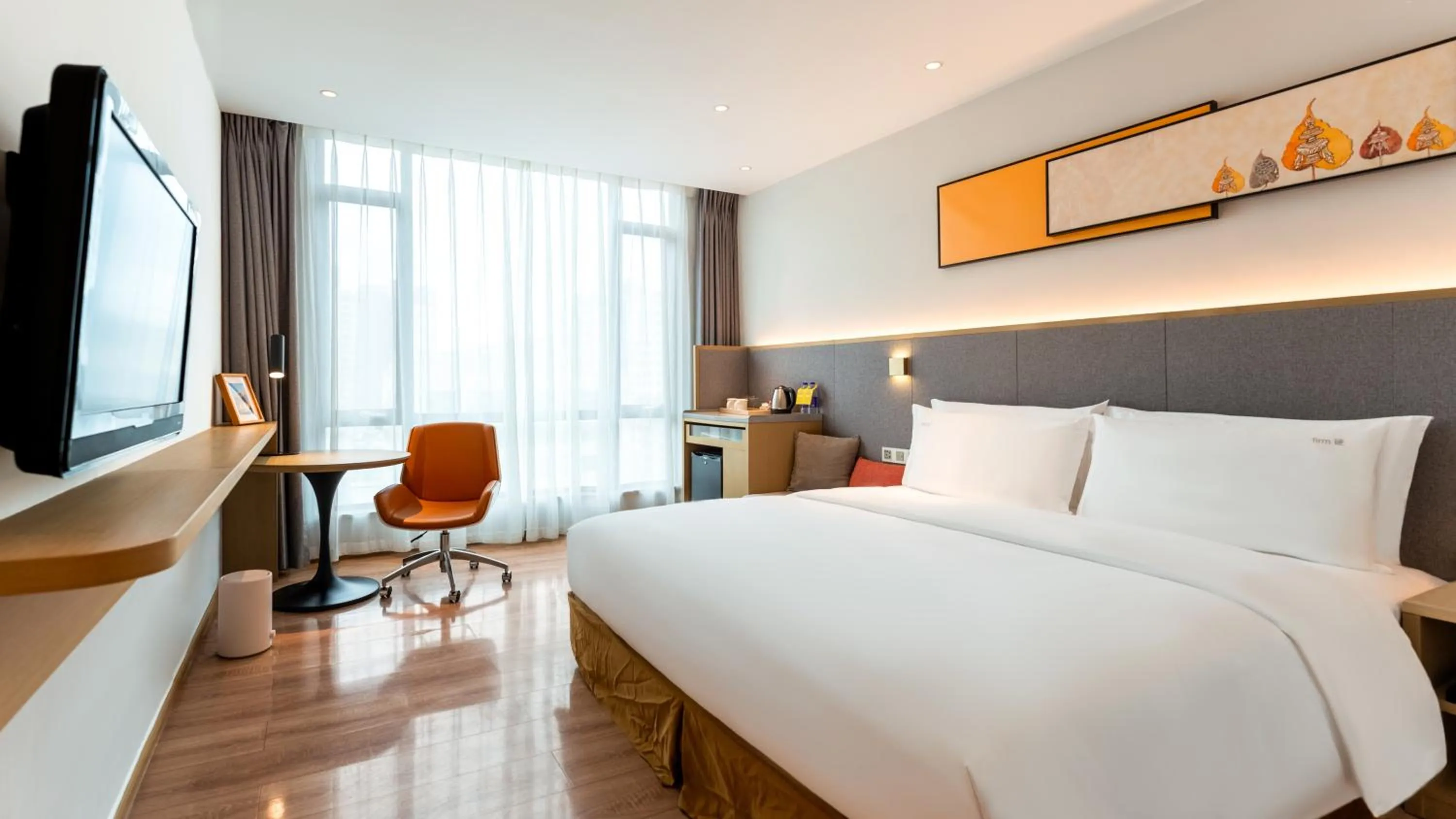 Photo of the whole room, Bed in Holiday Inn Batang by IHG