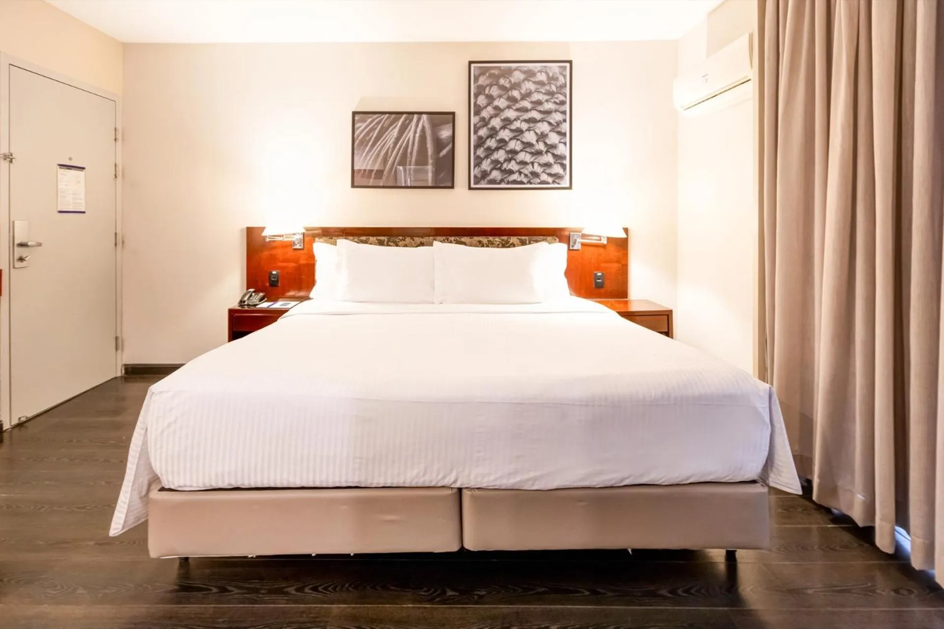 Bed in Double Tree by Hilton São Paulo Itaim