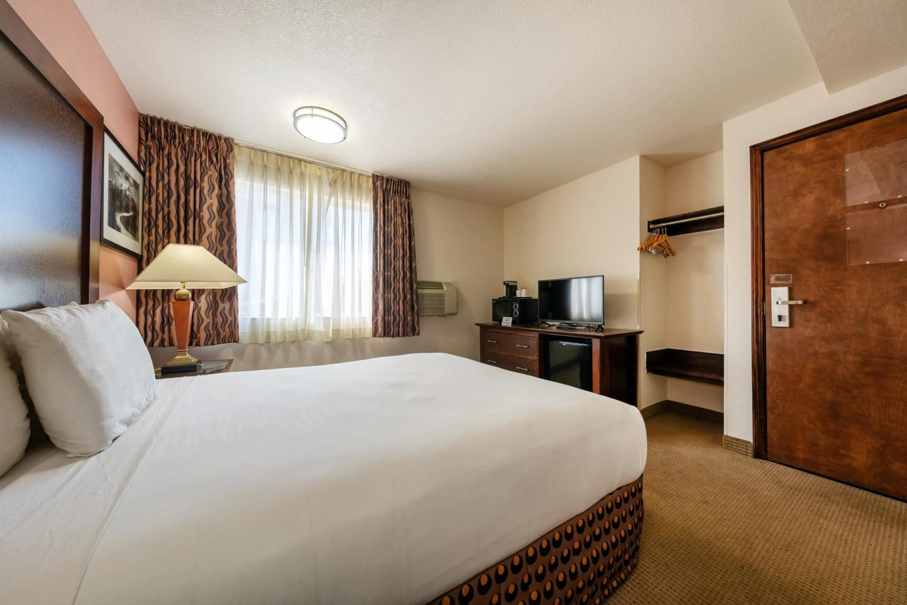 Bedroom, Bed in District Hotel by OYO Portland Convention Center