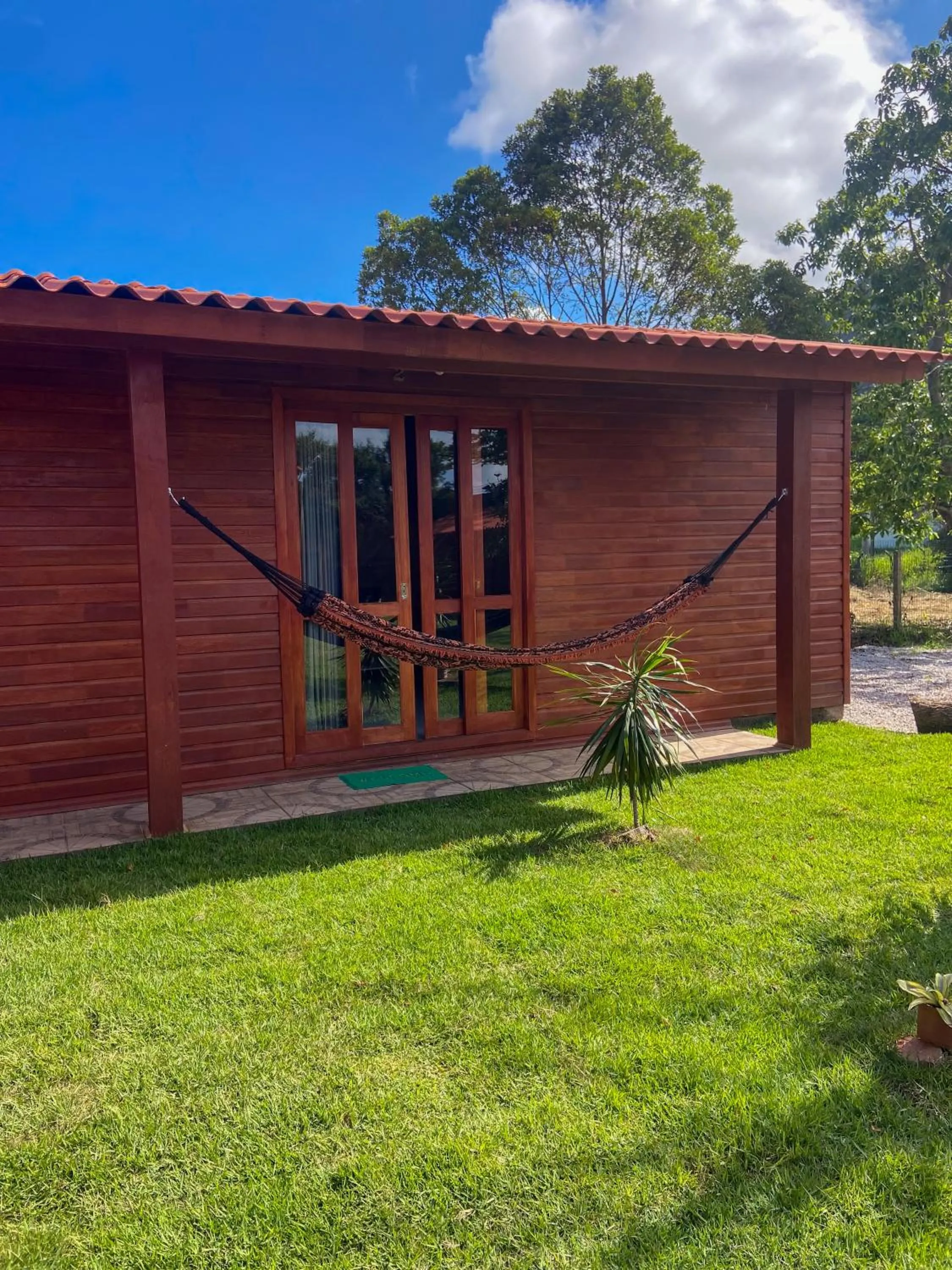 Property building in Green Mountain Pousada