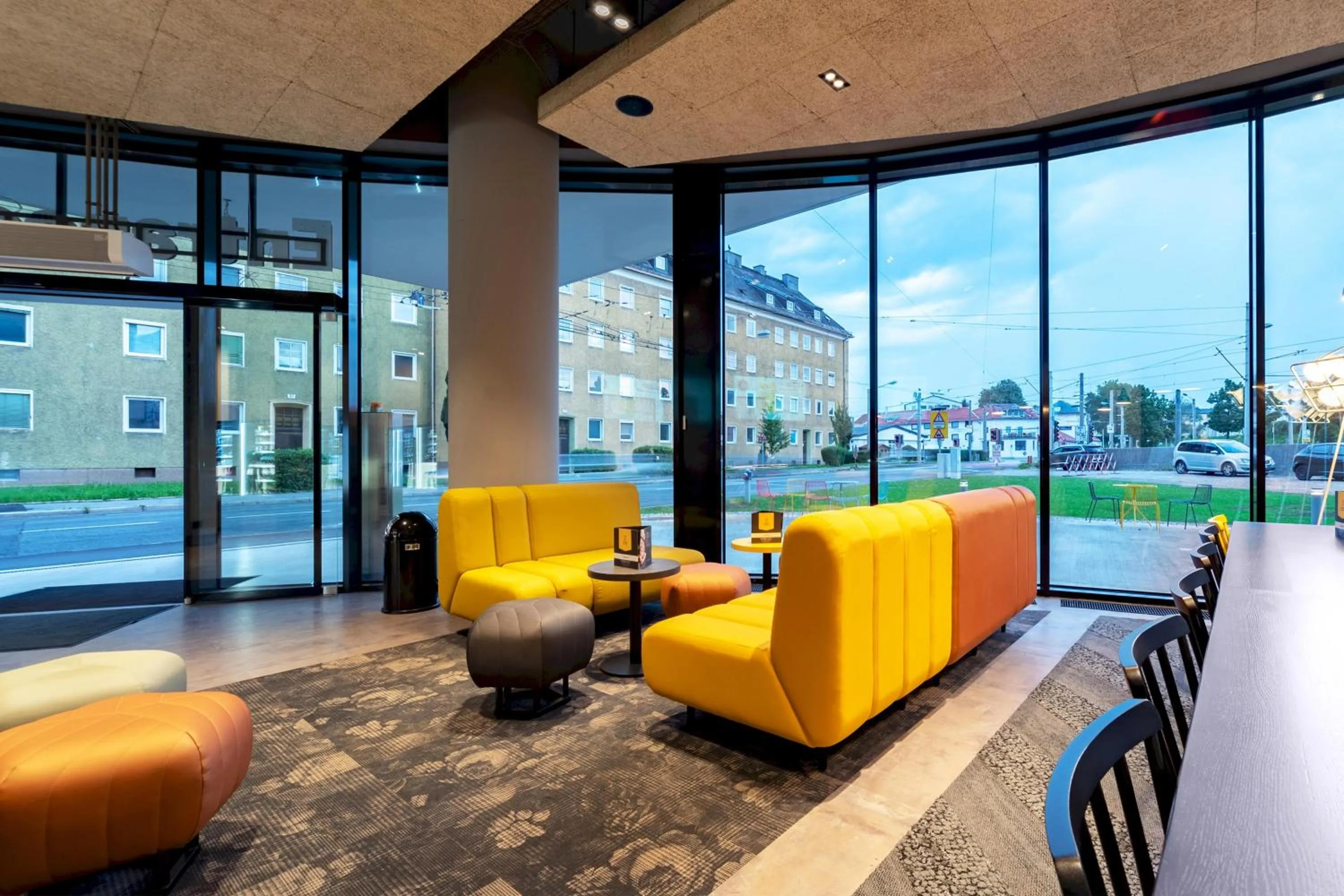 Lobby or reception in harry's home Salzburg