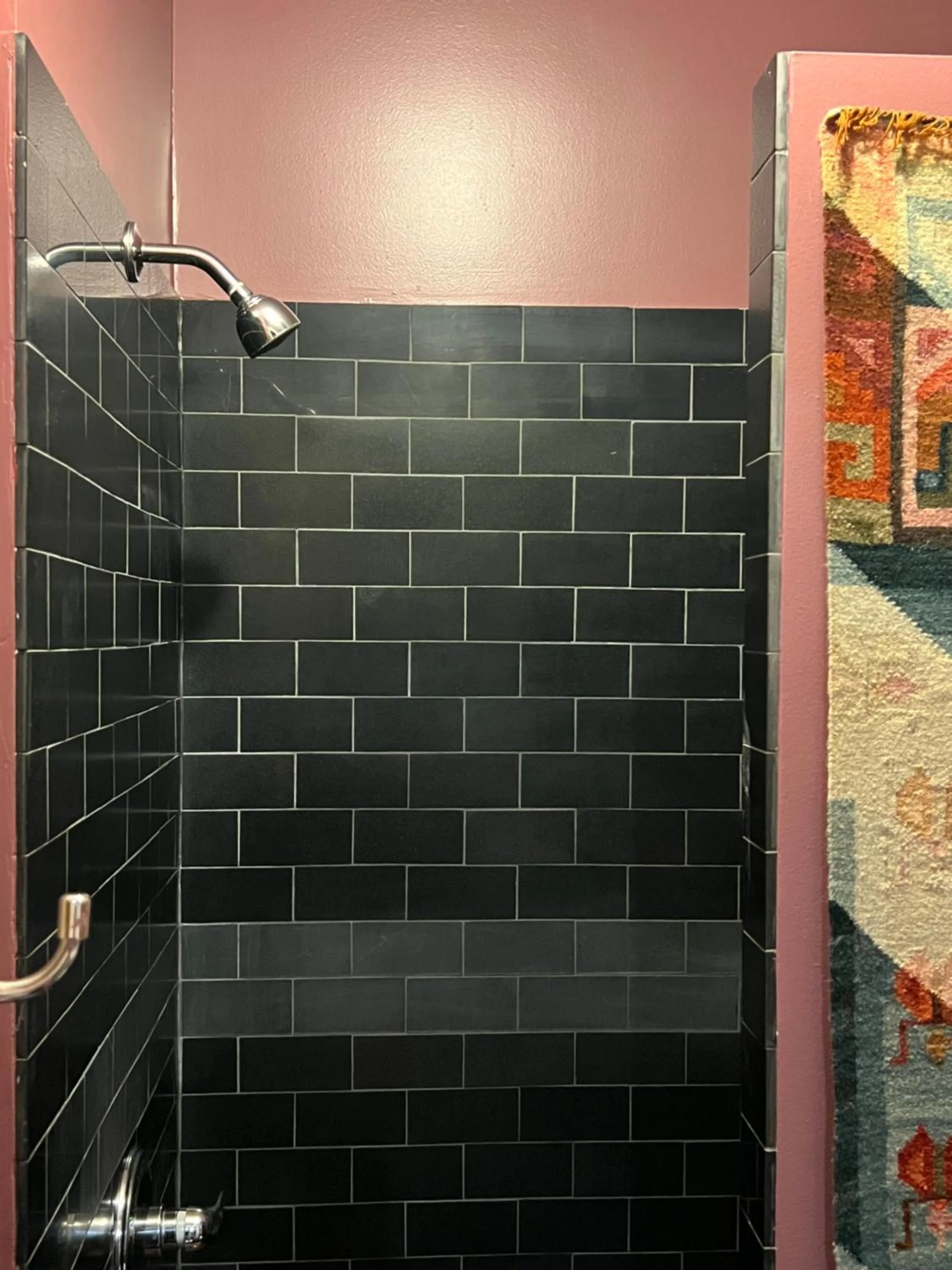 Bathroom in Soul Food 'Mont Morris'