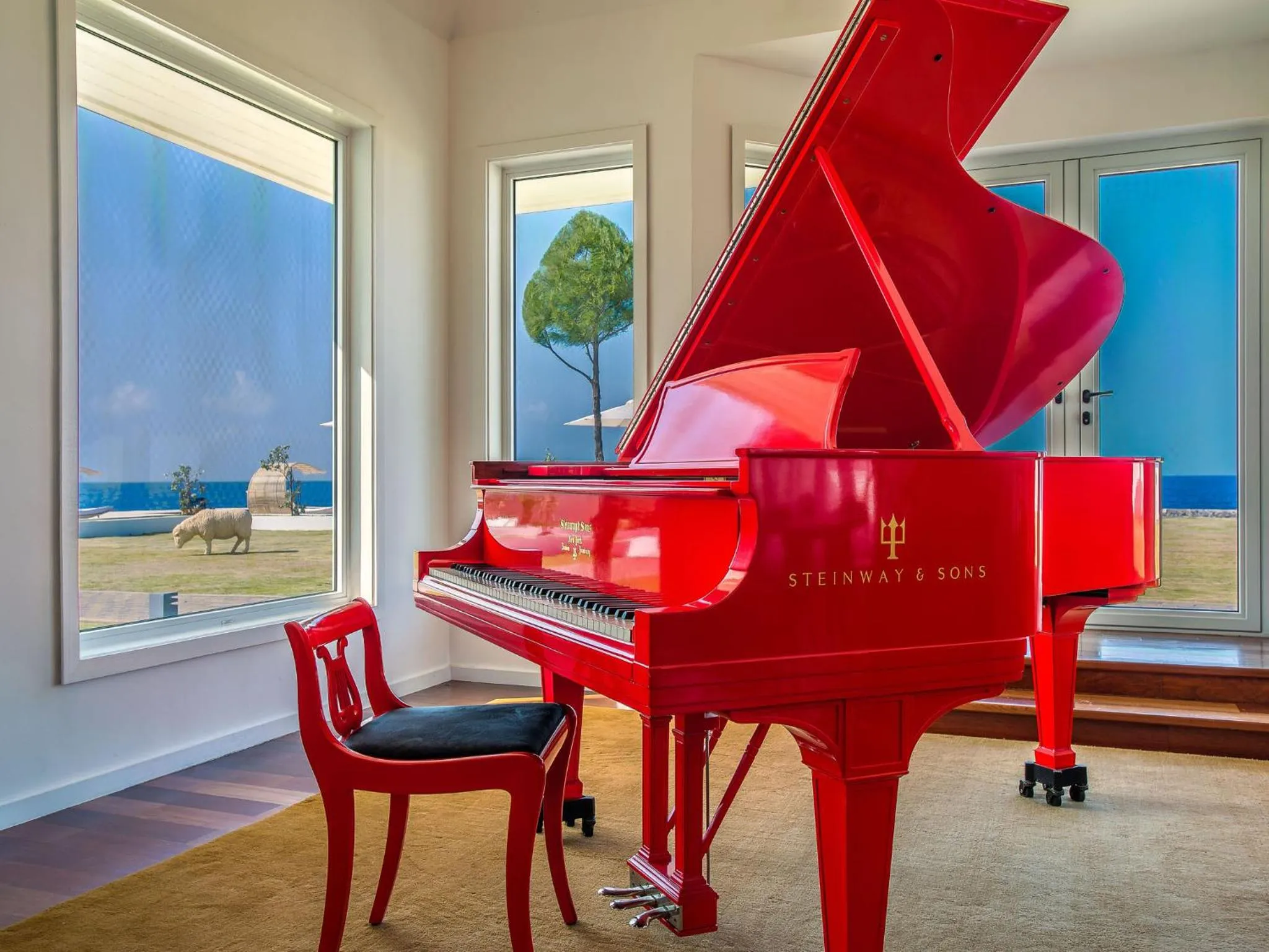 Restaurant/places to eat in The Trident Hotel