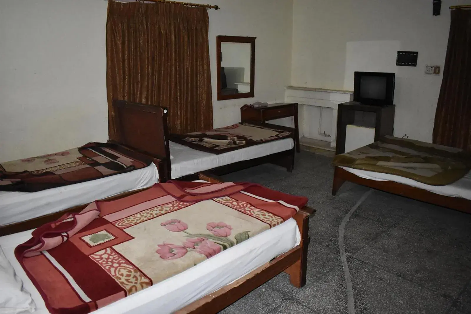 Family Suite in New Days Inn Family Suite in New Days Inn