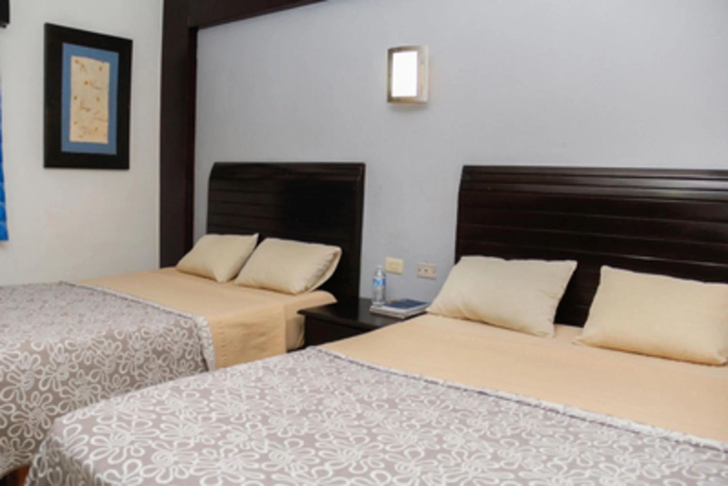 Photo of the whole room, Bed in Maxihotel Business Class Culiacan
