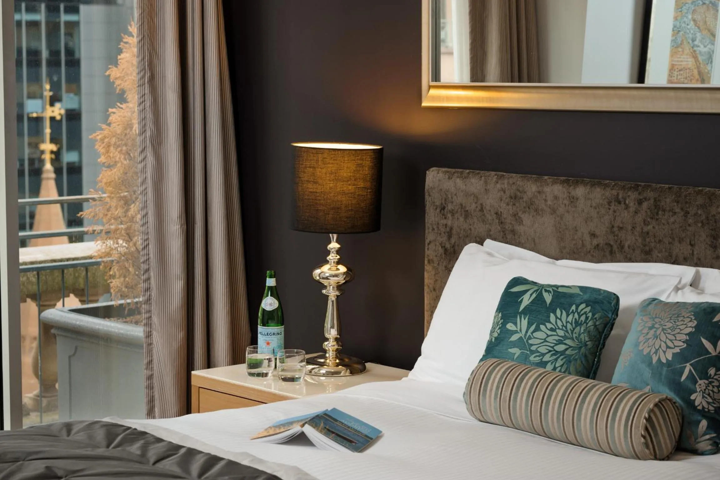 Bedroom, Bed in Treasury on Collins Melbourne