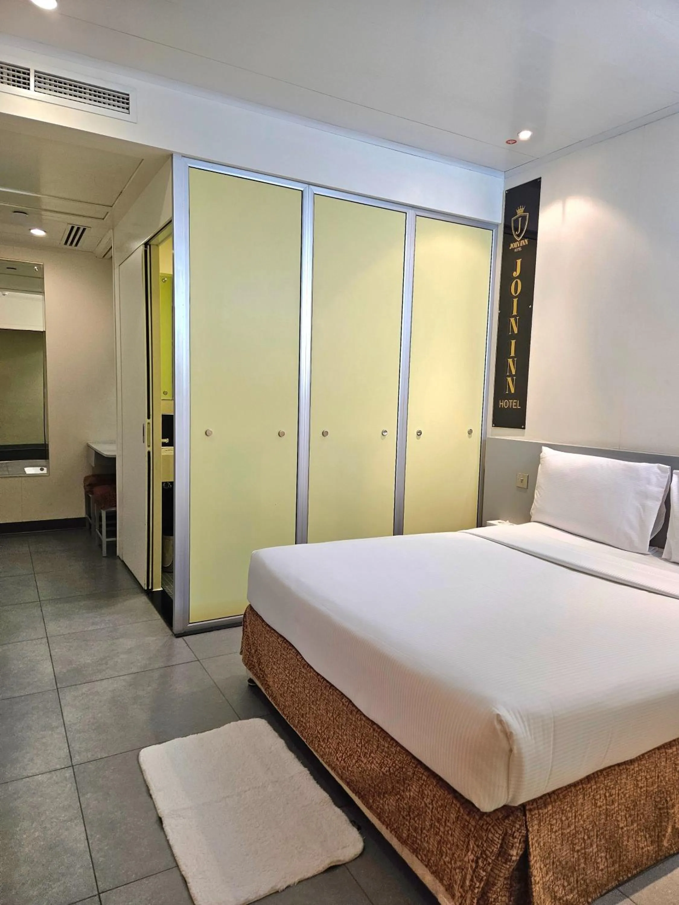 Bedroom, Bed in JOIN INN HOTEL Jebel Ali, Dubai - Formerly easyHotel Jebel Ali