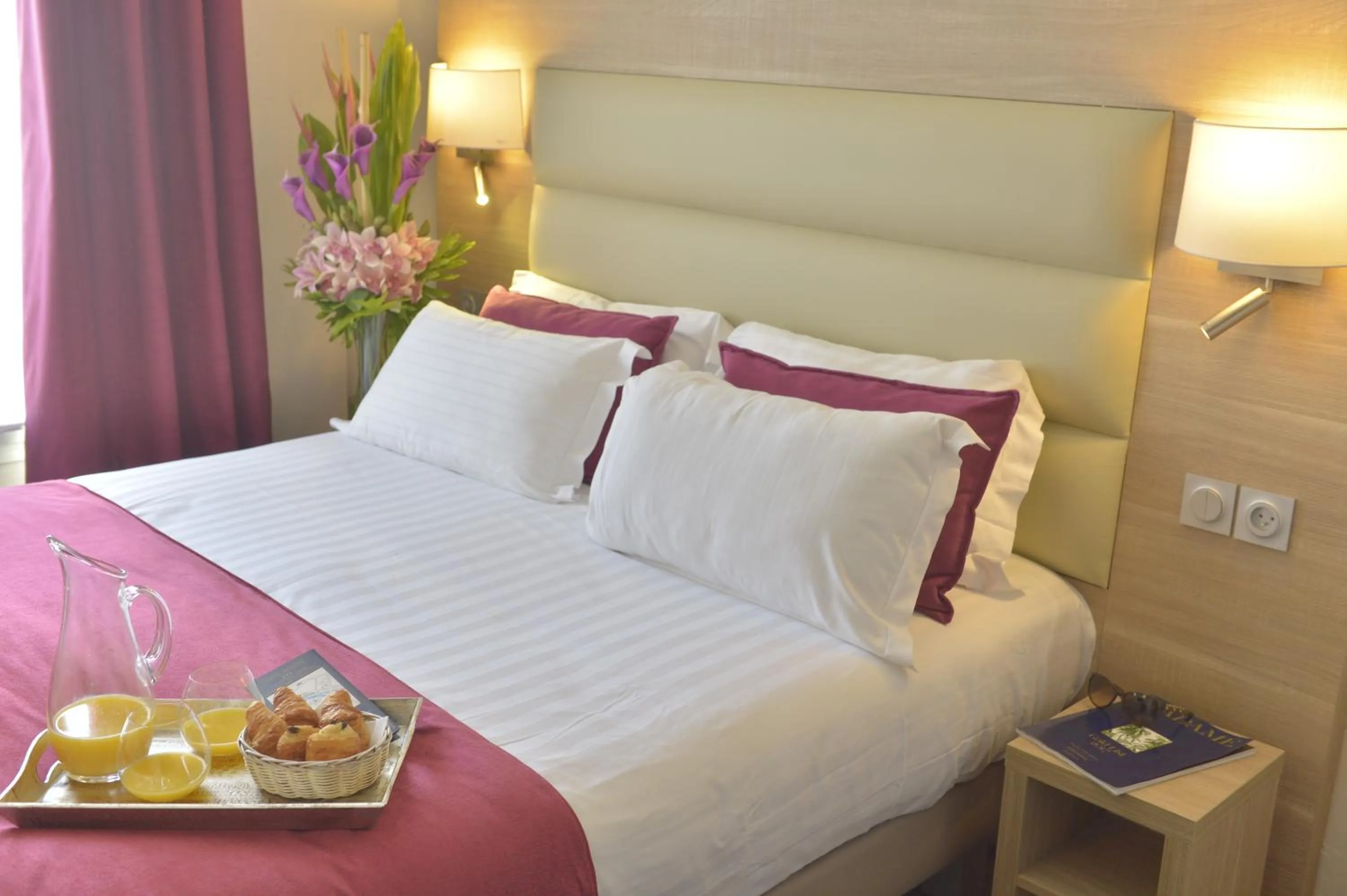 Hotel Suites Unic Renoir Saint-Germain
