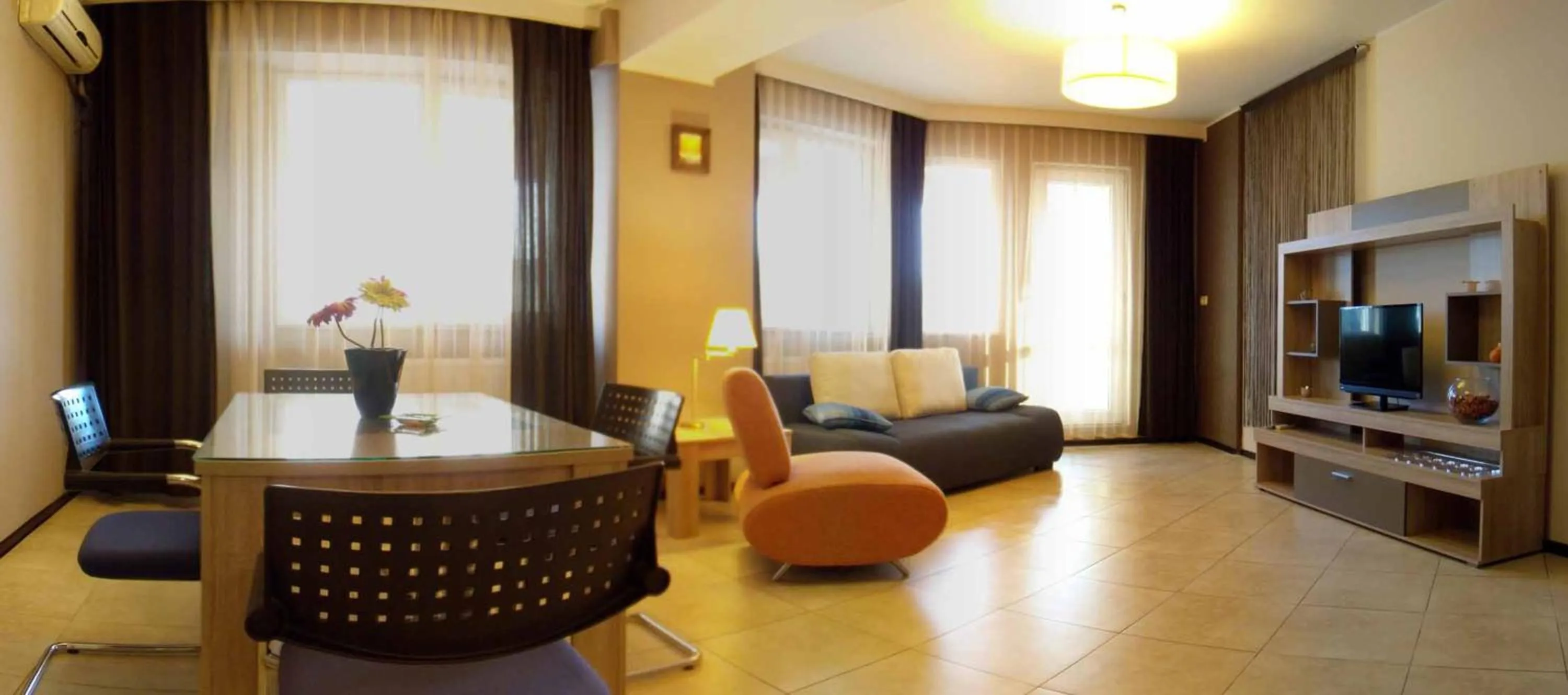 Living room in Summerland Mamaia