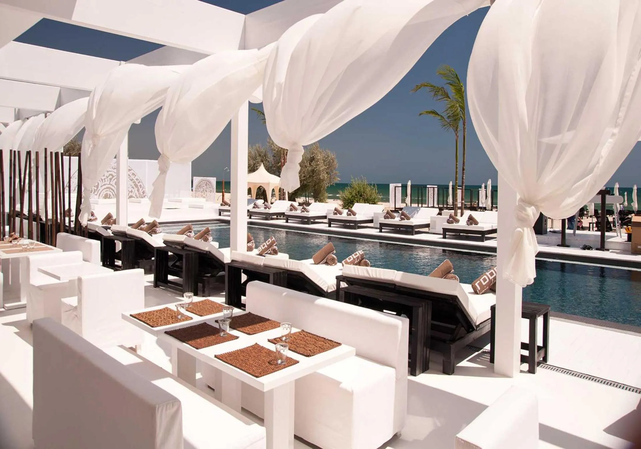 Beach in Summerland Mamaia